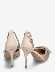 Steve Madden - Lumiere Sandal - party wear at outlet prices - champ satn - 4