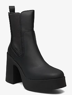 Climate Bootie, Steve Madden