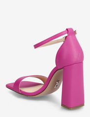 Steve Madden - Airy Sandal - party wear at outlet prices - magenta leather - 2