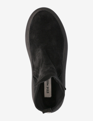 Steve Madden - Hagar Bootie - flat ankle boots - black suede - 3