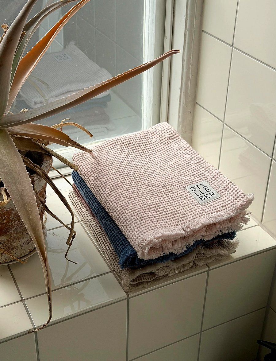 Stilleben - Hand towel - chalk pink - 0