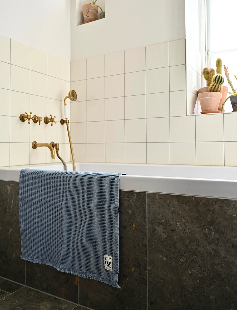 Stilleben - Bath towel - badetücher - indigo blue - 0