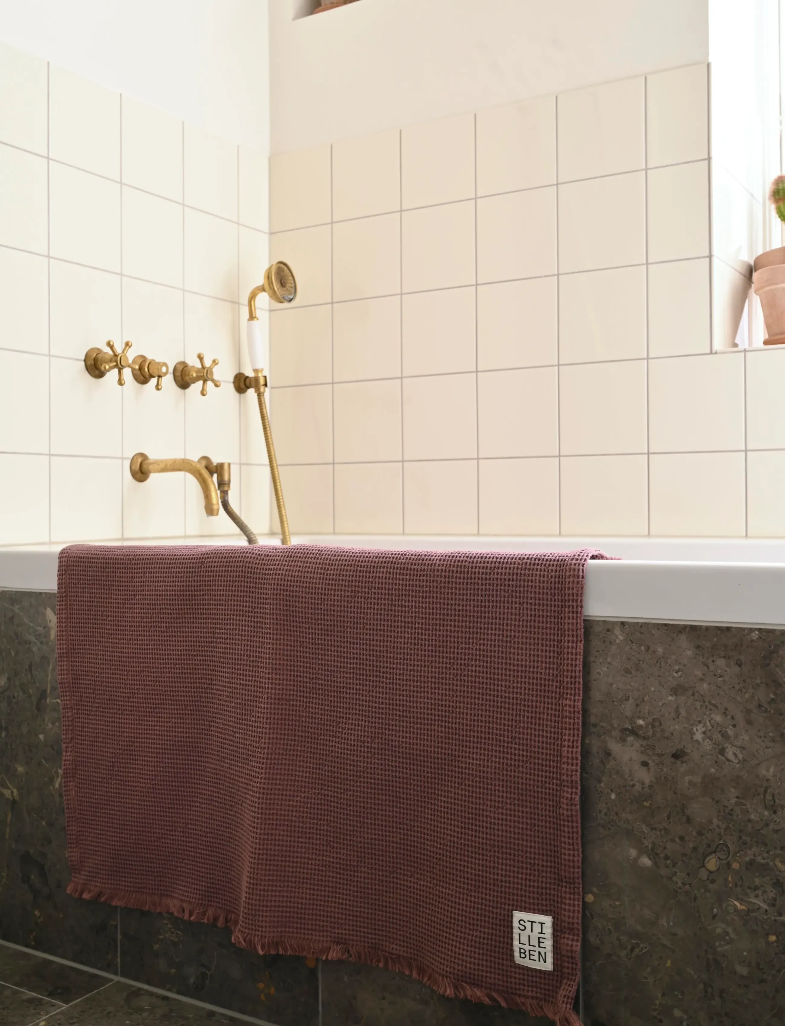 Stilleben - Bath towel - rusty brown - 0