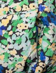 STINE GOYA - Eliza, 1505 Padded Outerwear - puffer-vestid - floral pointillism - 5