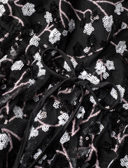 STINE GOYA - Fea, 1508 Sequin/ Bead Embroidery - Õhtukleidid - blossom branches - 5