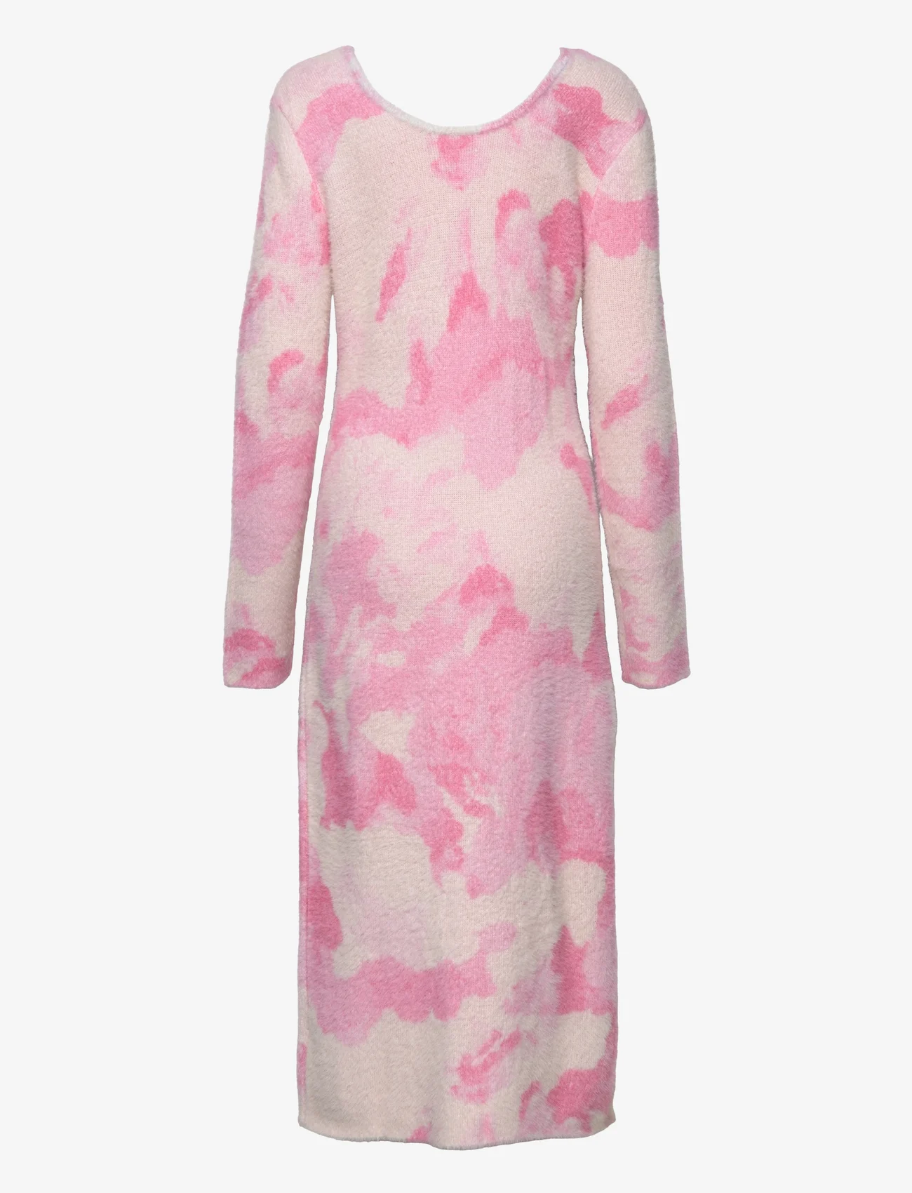 STINE GOYA - Hella, 1656 Printed Fluffy Knit - gebreide jurken - pink clouds - 1