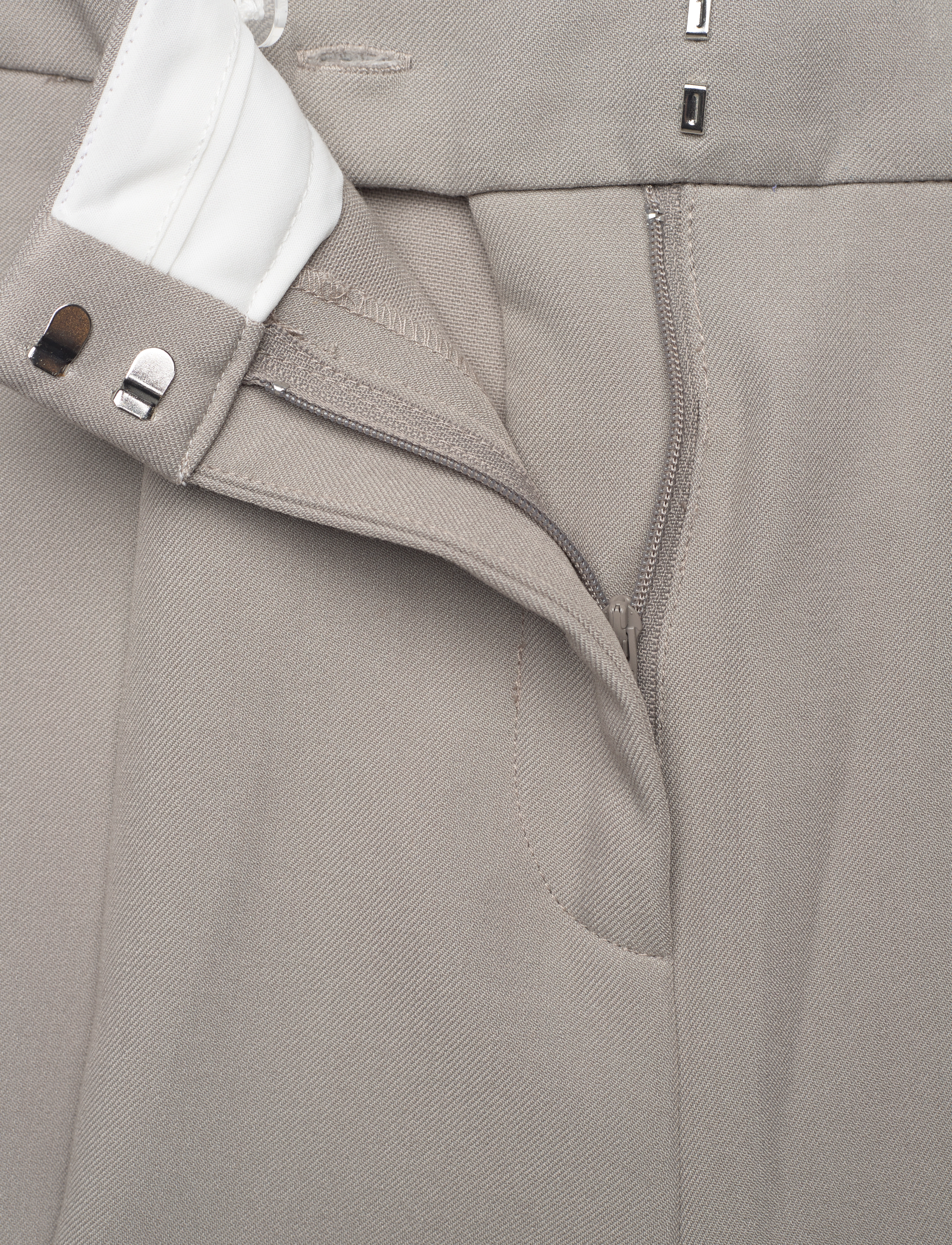 STINE GOYA - Olani, 1908 Casual Crepe - cargo pants - taupe grey - 5