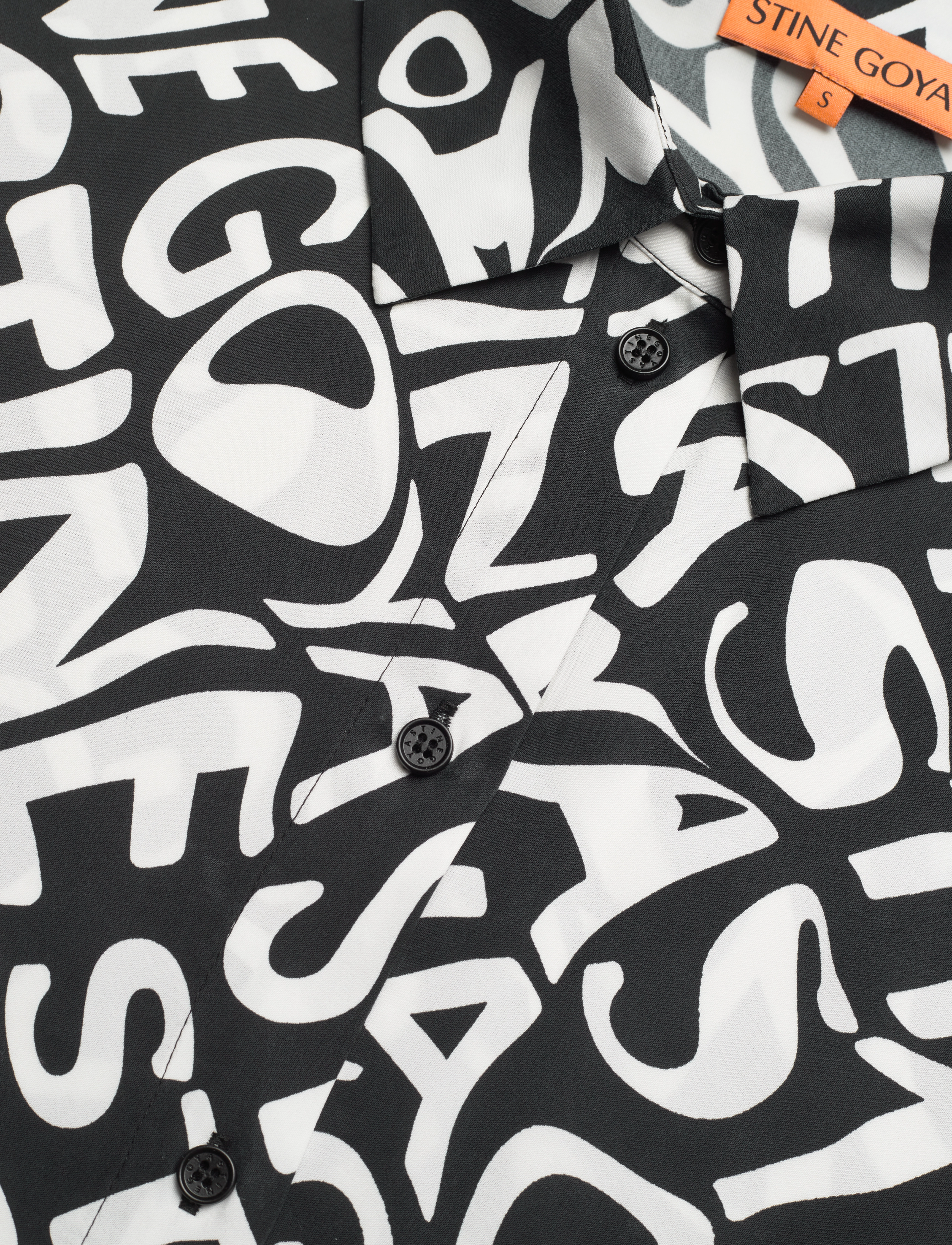 STINE GOYA - SGWal, 2017 Dry Viscose - langærmede bluser - liquified logo - 2