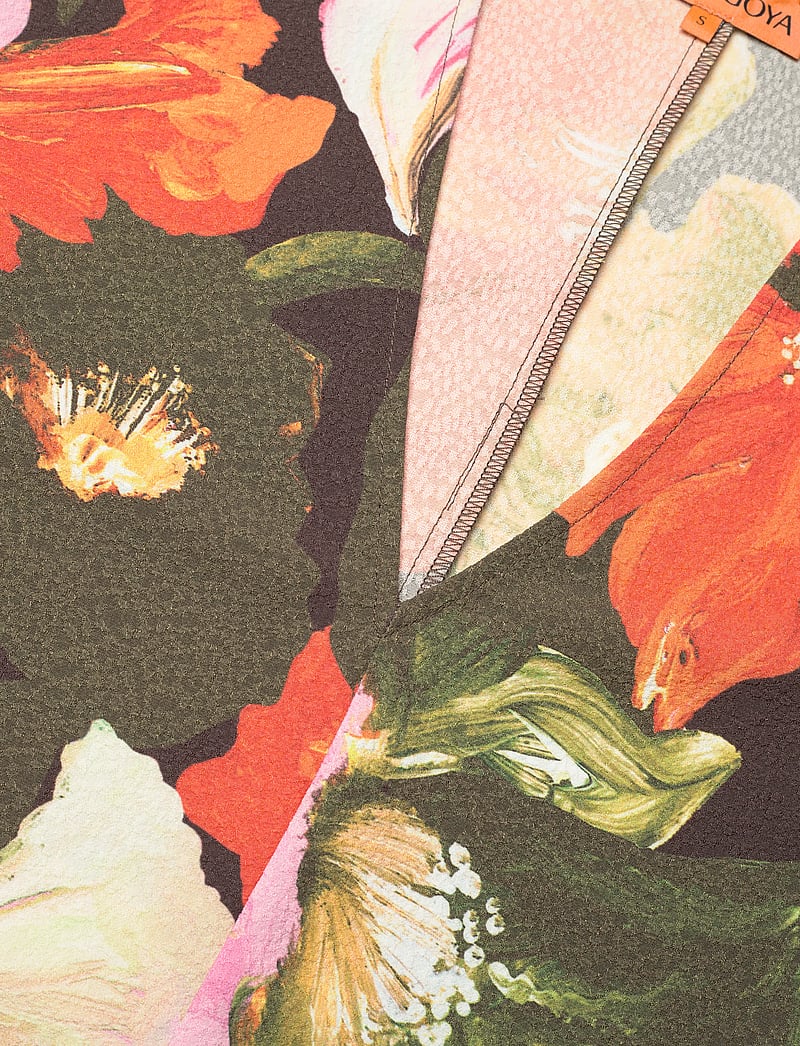 STINE GOYA - SGVic, 2065 Structure Stretch - midi kjoler - summer night poppies - 2