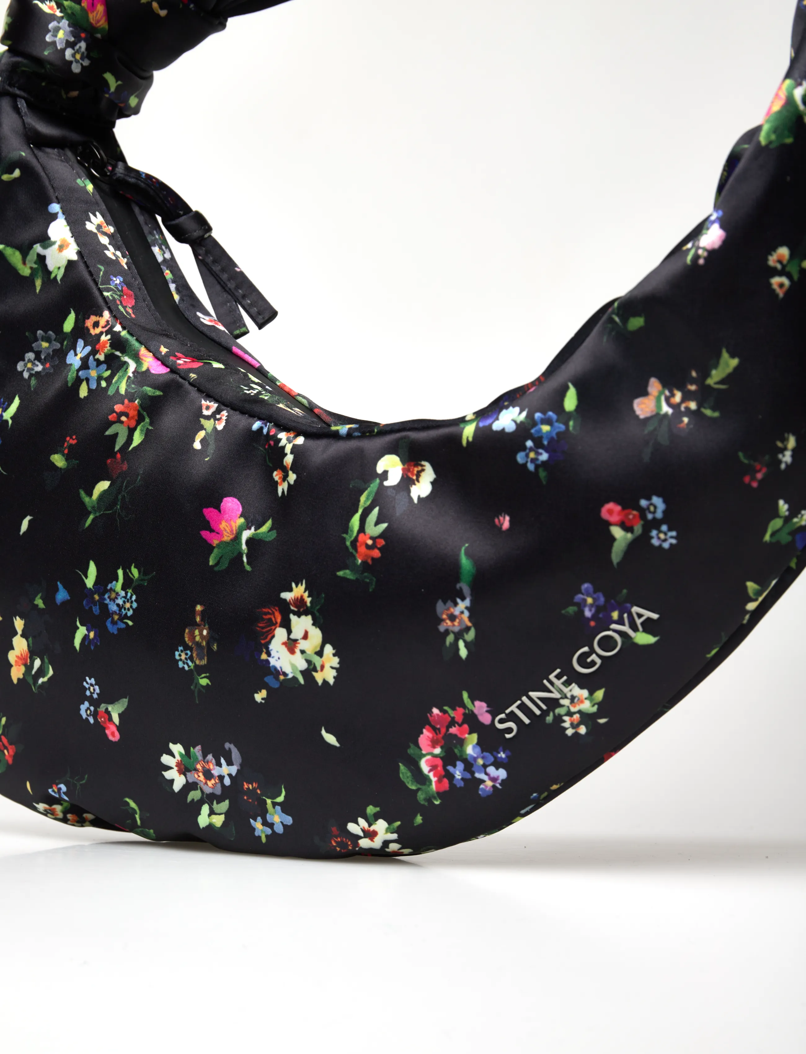 STINE GOYA - 2314 Knotted Satchel, Satin Knotted - erilised sündmused - magnolia garden - 4