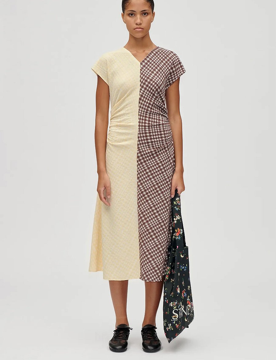 STINE GOYA - 2118 Checkered Jersey, Ruched Waist - midi-kleider - brown and yellow checks - 0