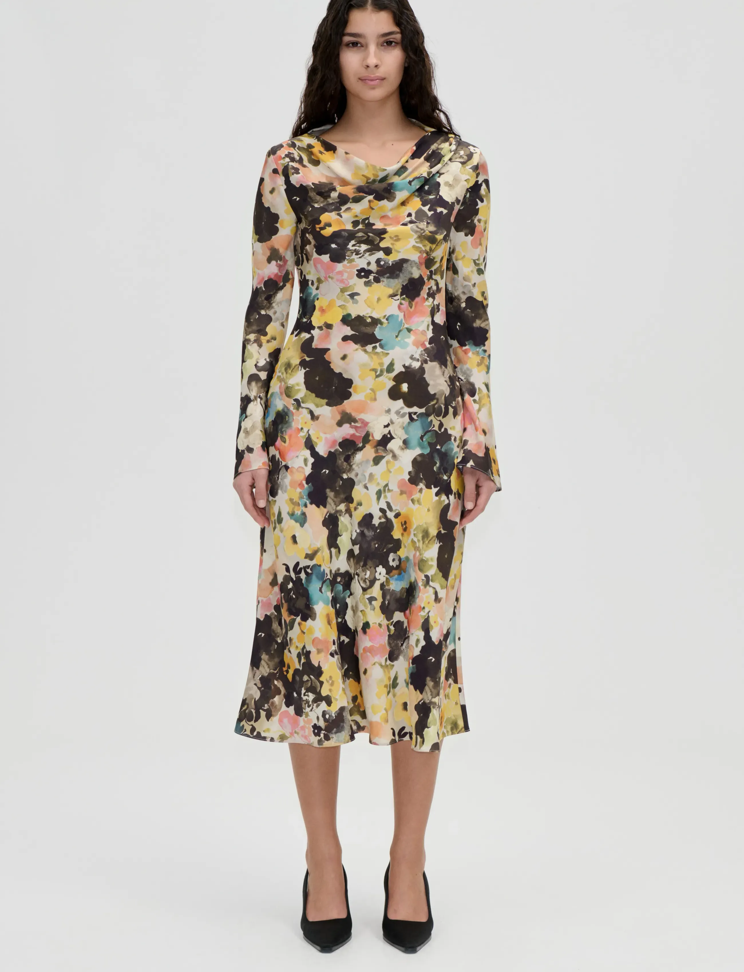 STINE GOYA 2263 Dry Viscose, Long Flared Sleev - Kläder - THE SENTIMENTAL BLOOM / multi