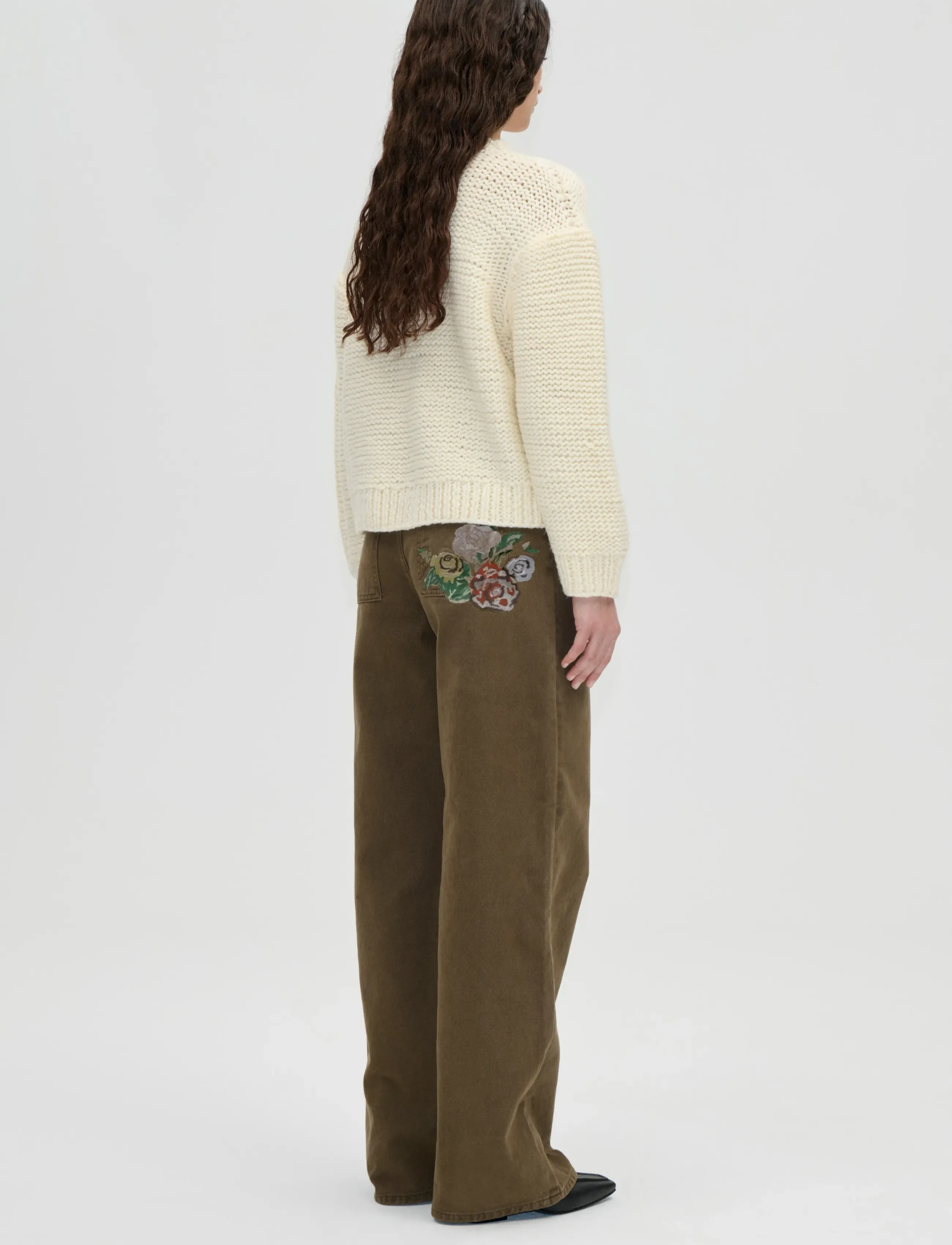 STINE GOYA - 2497 Handknit, Handknit Sweater - stickade tröjor - ephemeral bloom - 3