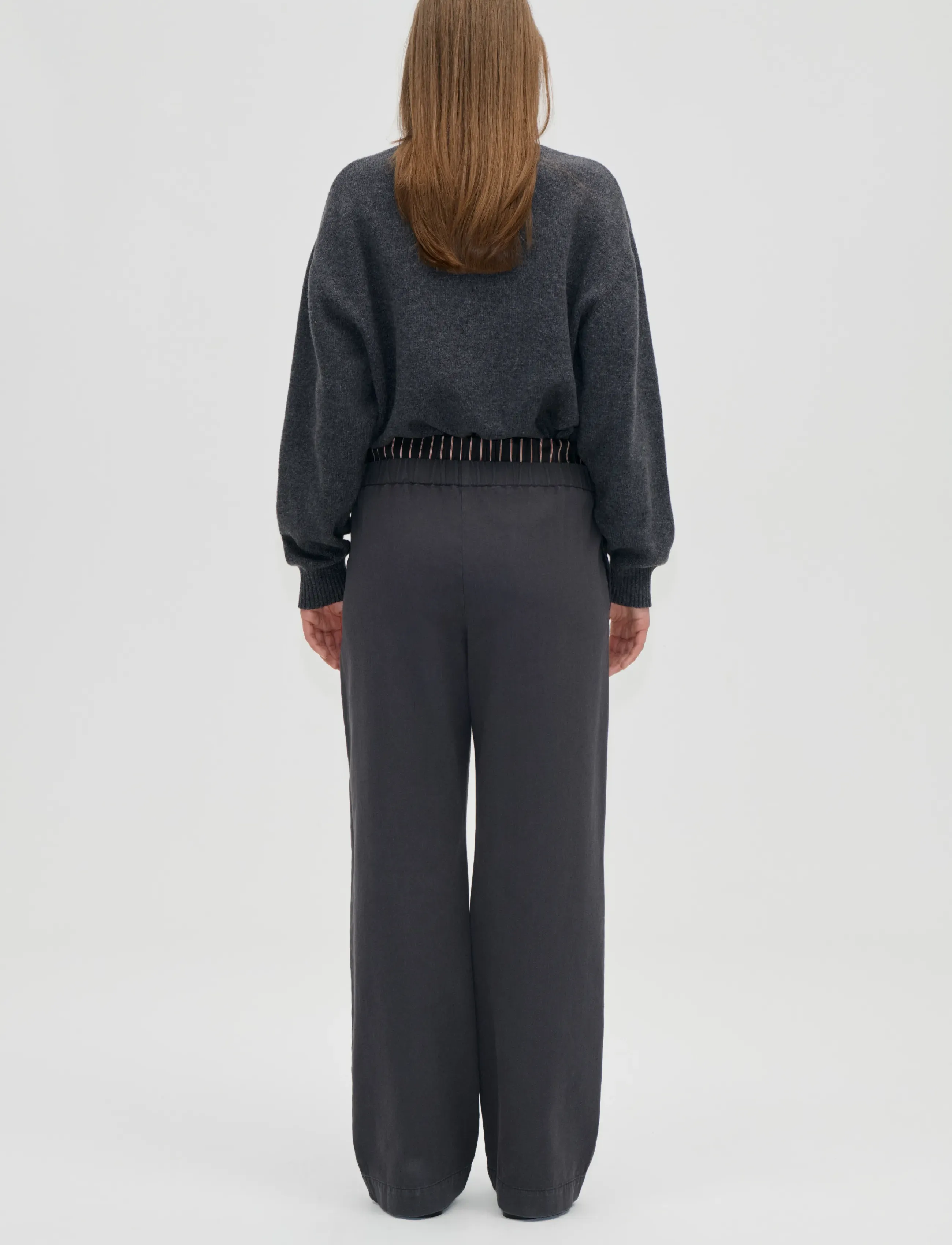 STINE GOYA - 2469 Wool, Storytelling Crewneck Sw - stickade tröjor - the floral frame - 3