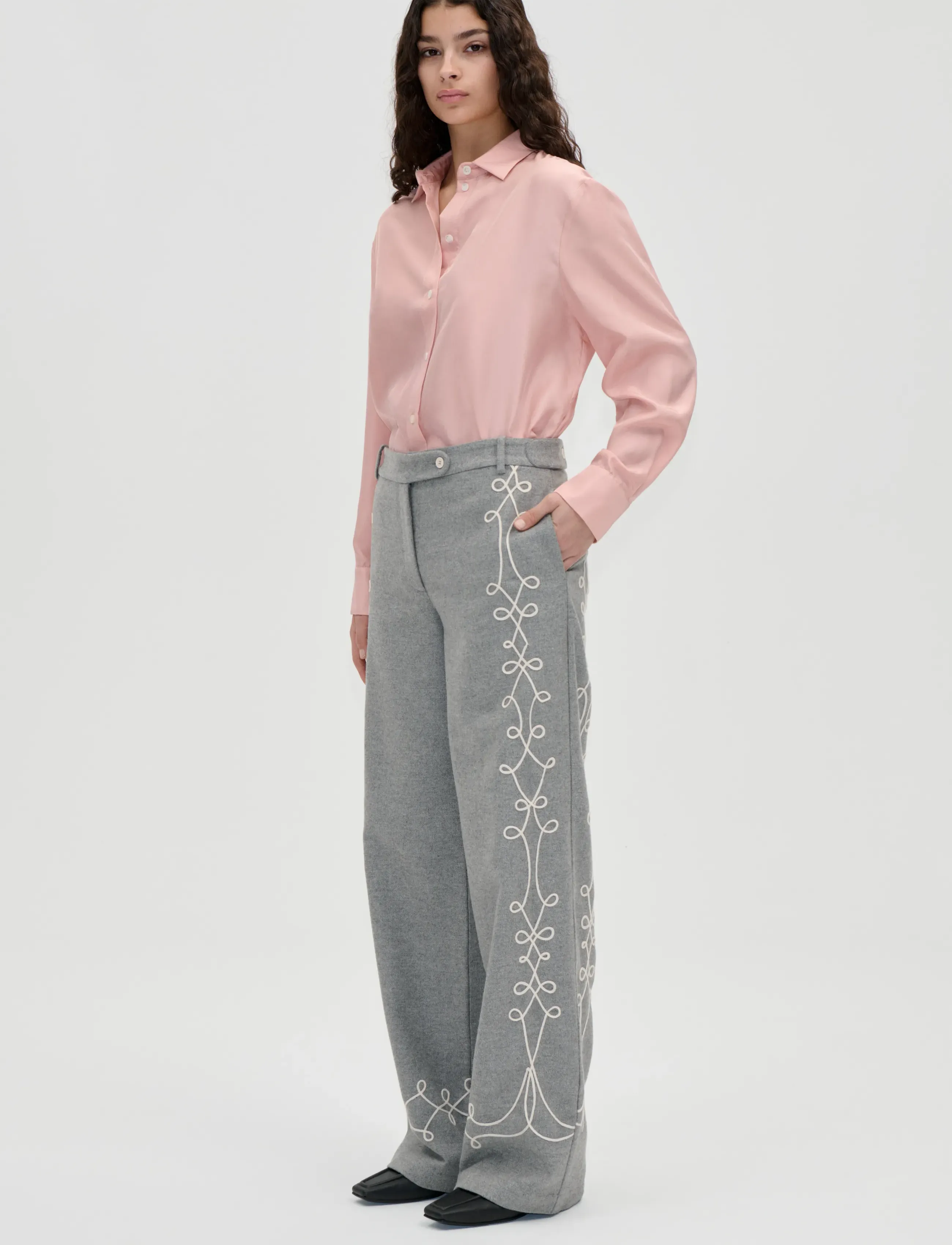 STINE GOYA - 2490 Felt Twill Embroidery, Embroid - tapered embroidery motif - 3