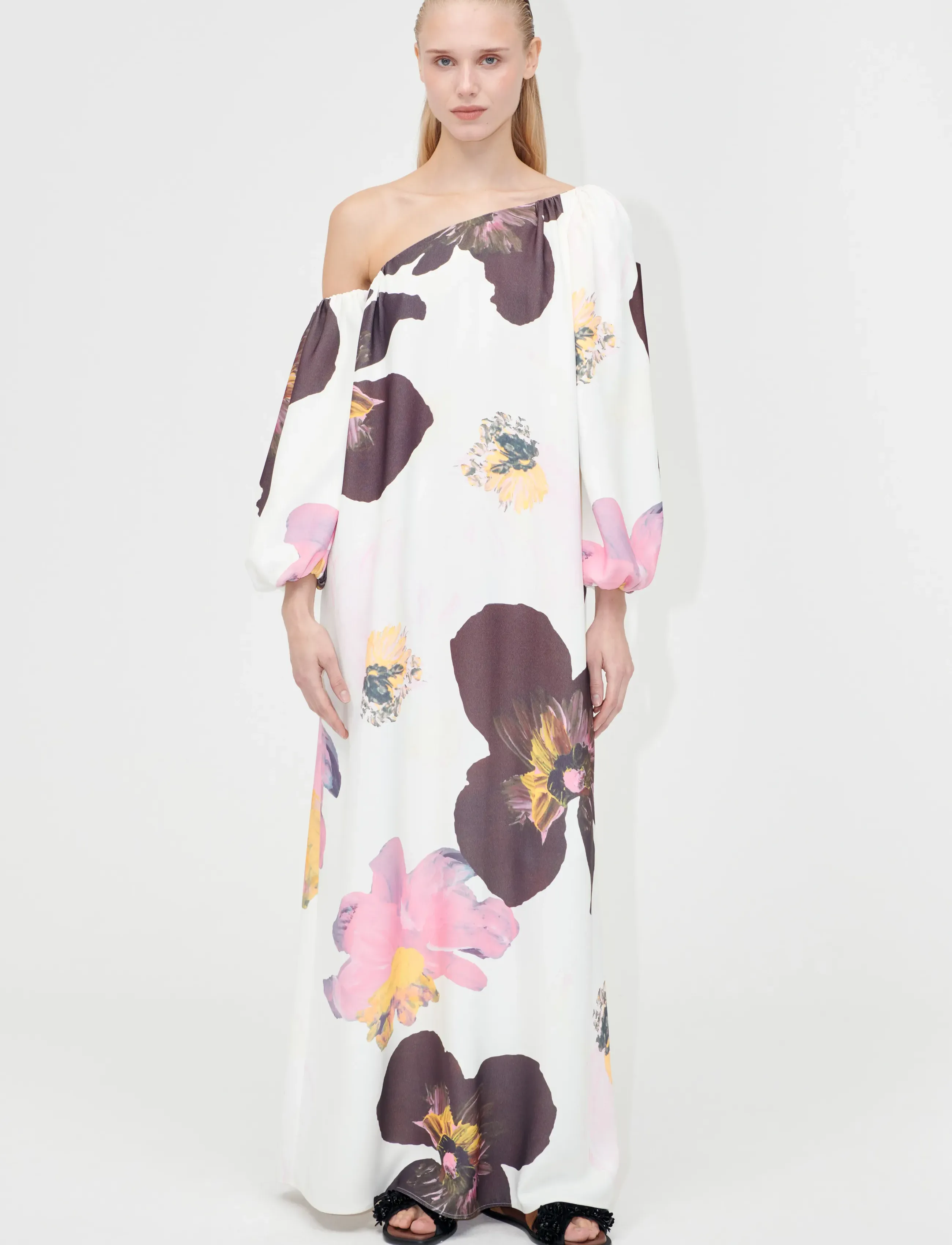 STINE GOYA 2395 Heavy Crepe, Structured Off-Sh - Maxikleider - WILD FLOWERS / white
