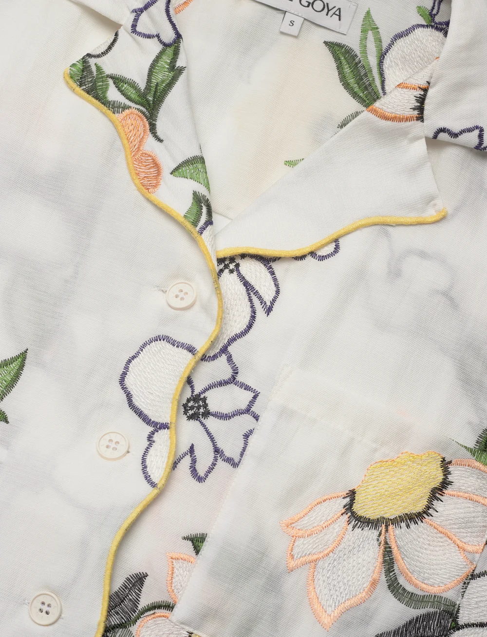 STINE GOYA - 2133 Tencel, Scalloped Short Sleeve - džinsiniai marškiniai - wild flowers embroidery - 4