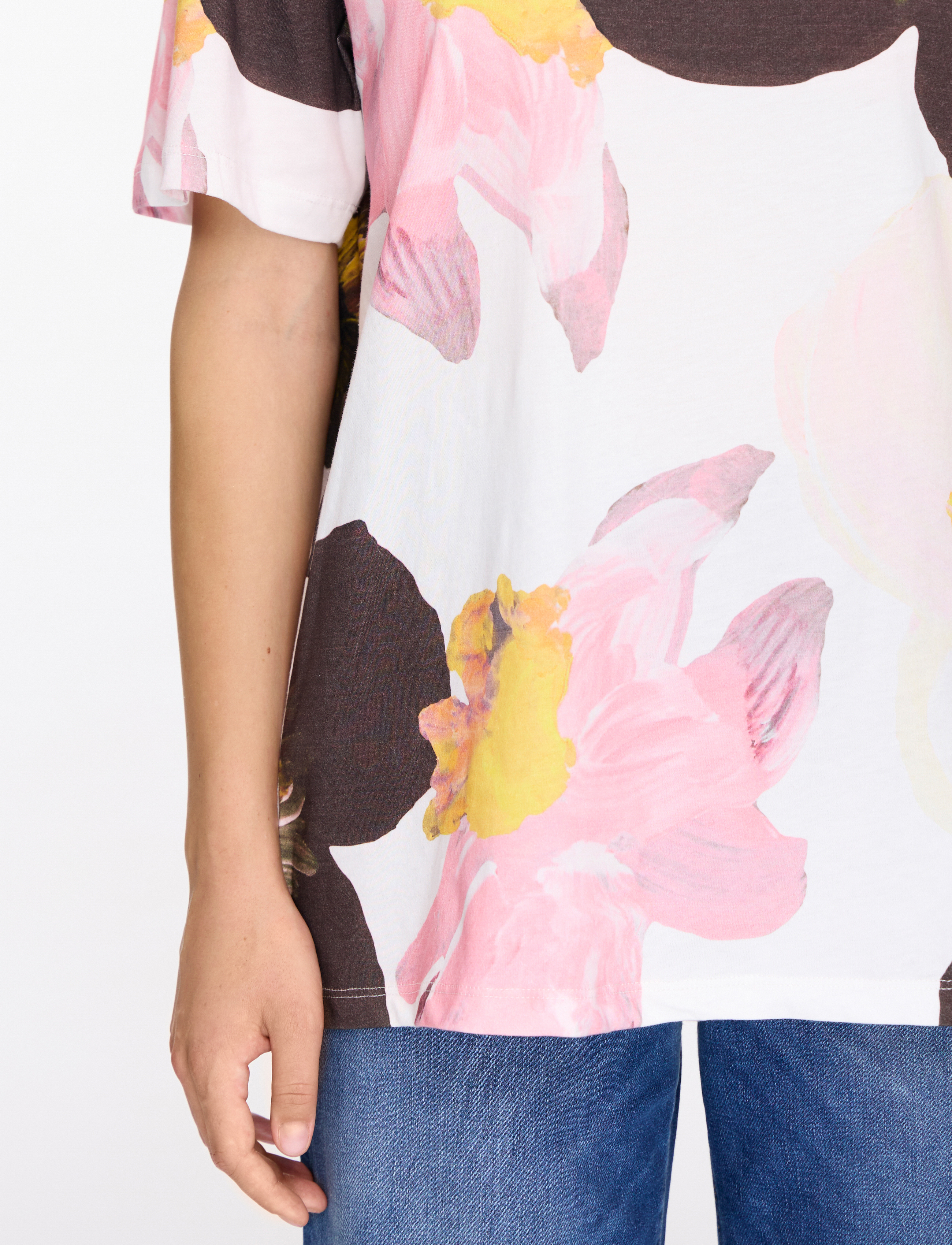 STINE GOYA - 2243 Light Jersey, Short Sleeve T-S - t-krekli - light wild flowers - 5