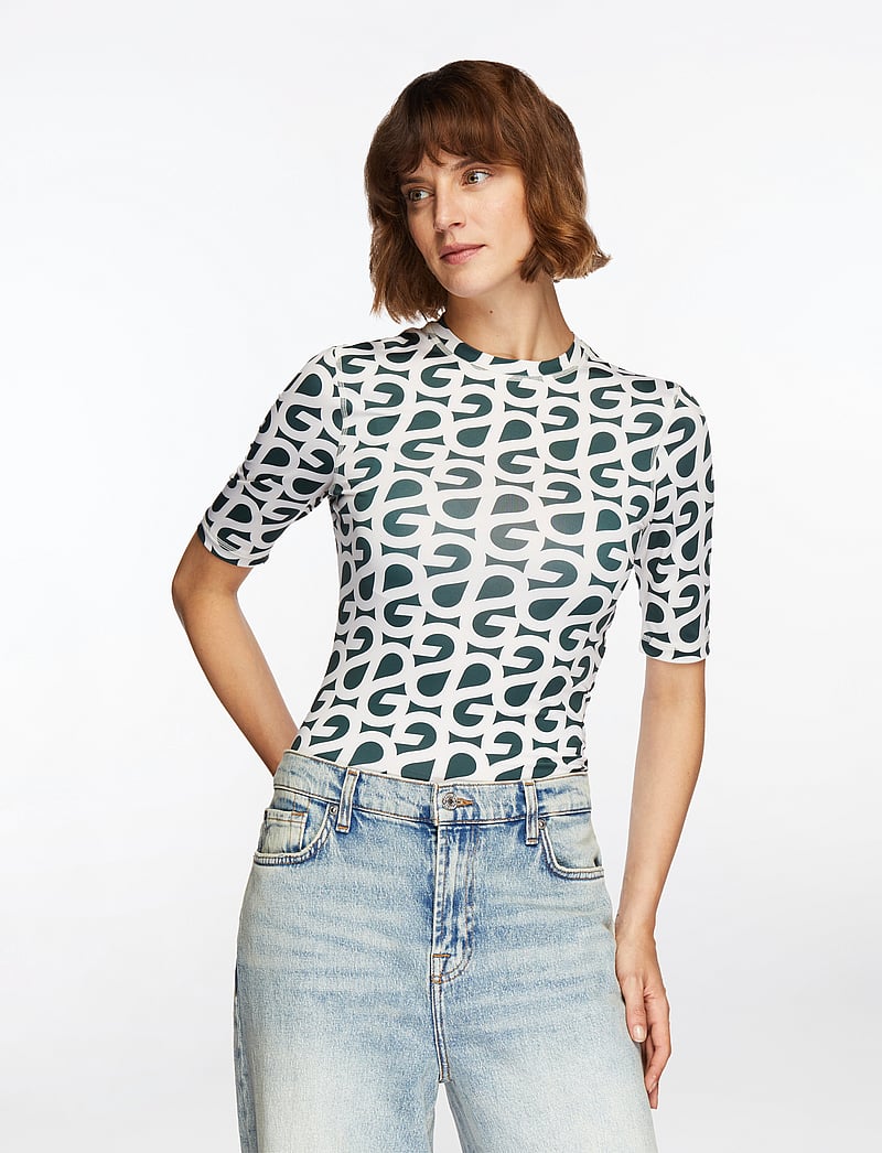 STINE GOYA - 2244 Stocking Jersey, Elastic Short - t-shirts - forest green logo - 0