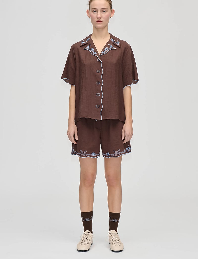 STINE GOYA - 2133 Tencel, Elasticated Shorts - casual shorts - roses embroidery - 0