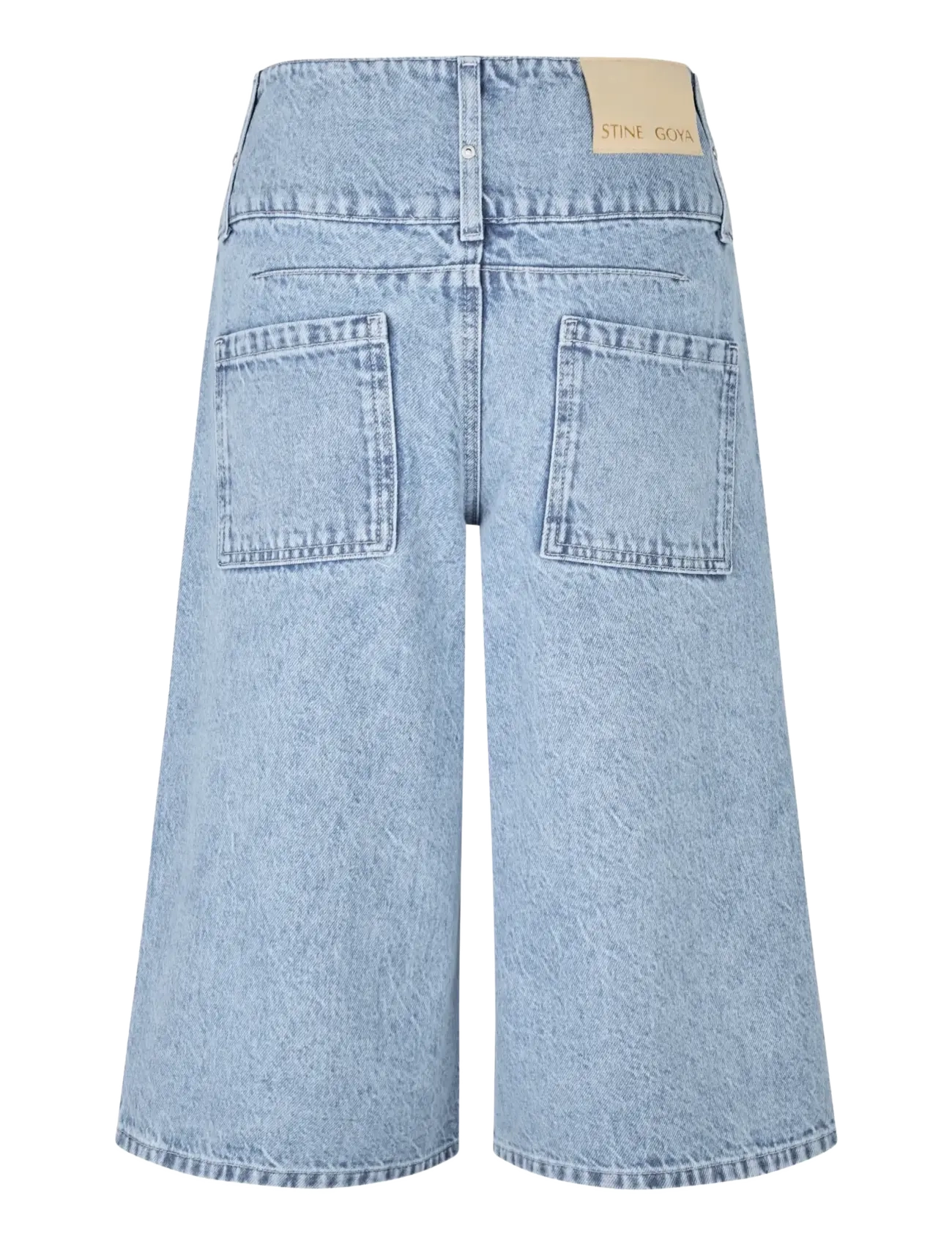 STINE GOYA - 2514 Light Wash Denim, Logoed Loop - jeansshorts - denim blue - 2