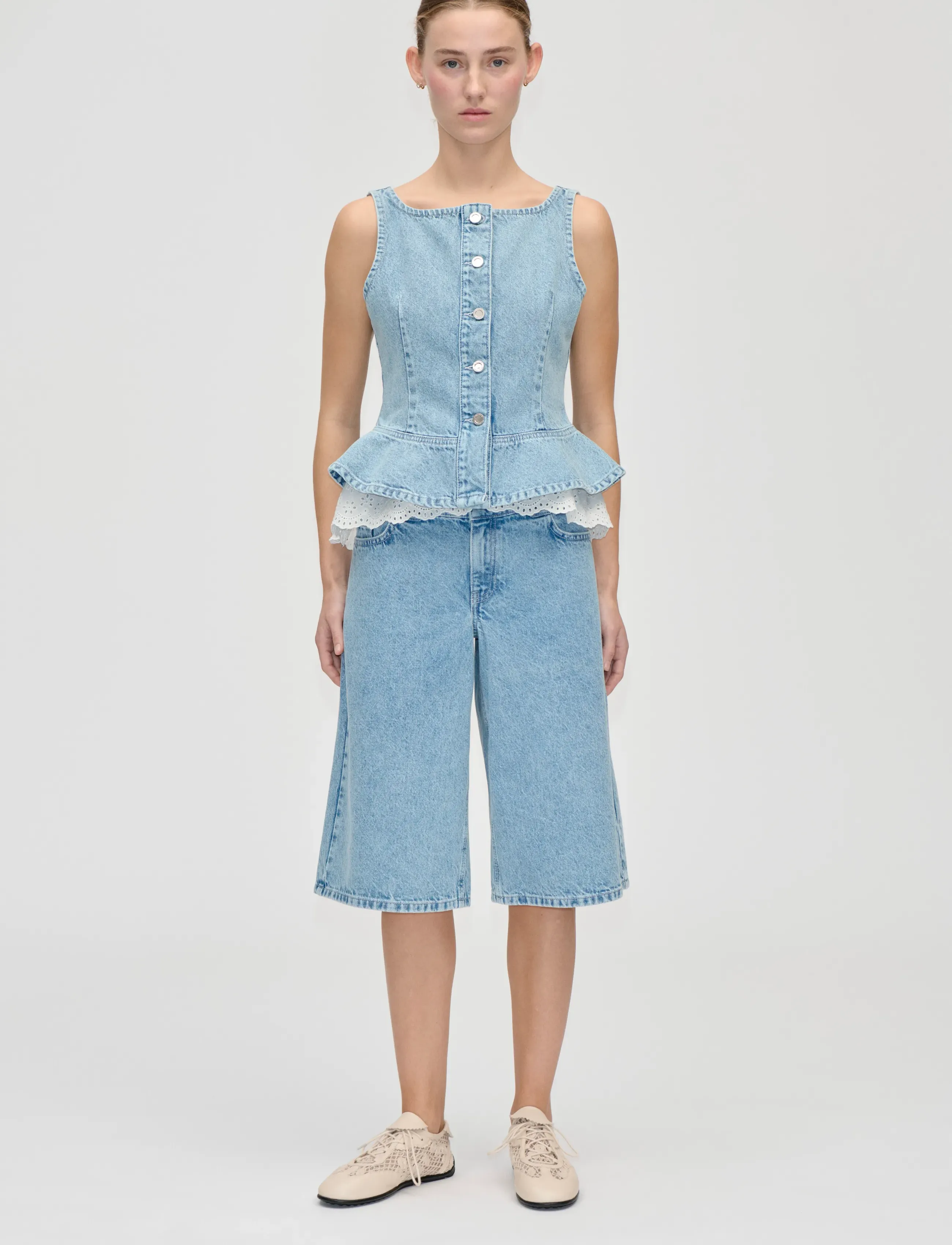 STINE GOYA 2514 Light Wash Denim, Logoed Loop - Shorts - DENIM BLUE / blue