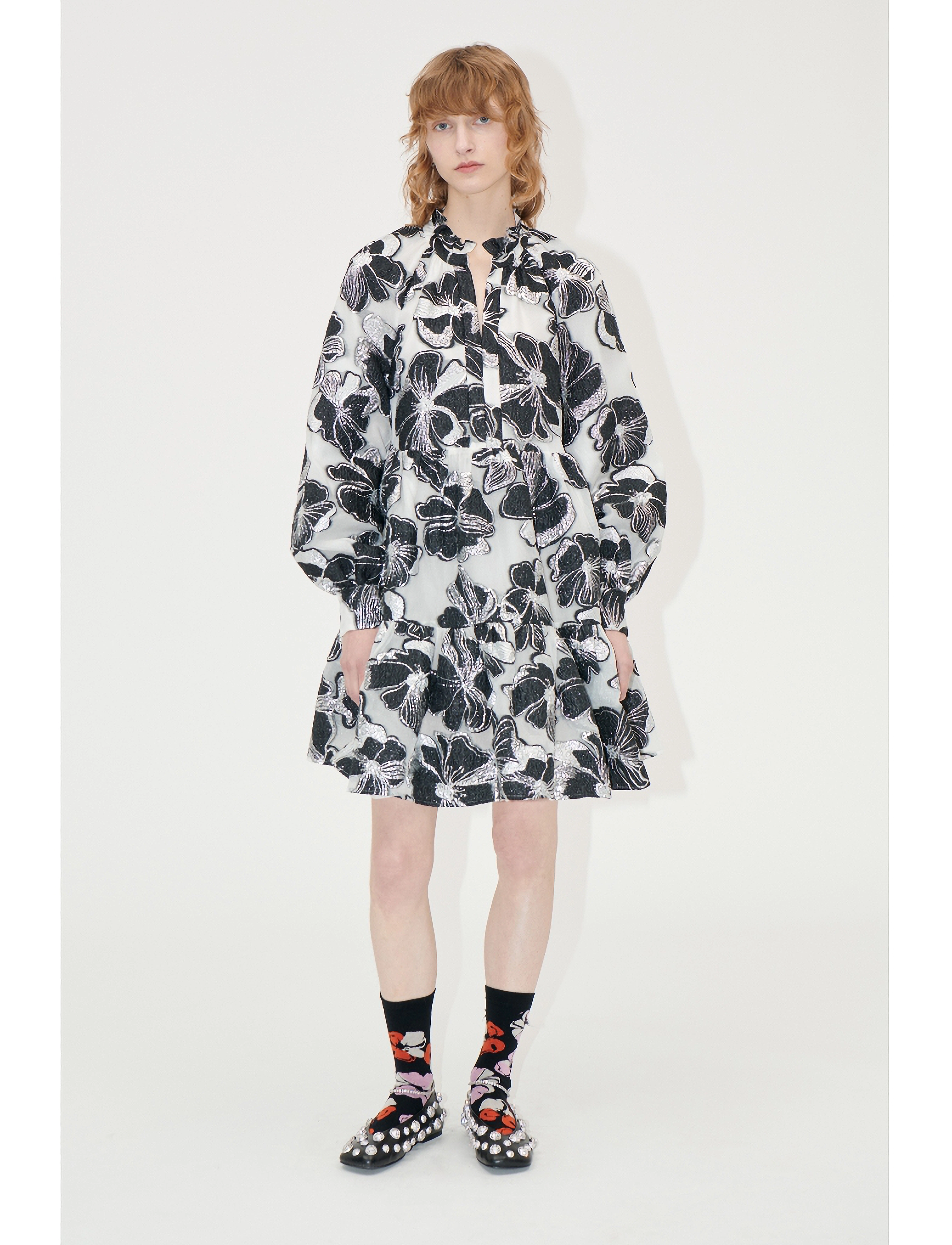 STINE GOYA Tier Voluminous Ruffle Mini Dress, - Kjoler - ANEMONE JACQUARD / black