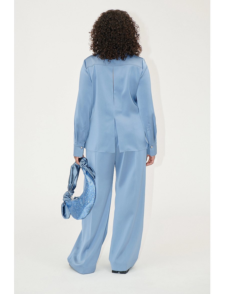 STINE GOYA - Collared Fitted Shirt, 2261 Satin - pitkähihaiset puserot - infinity blue - 3