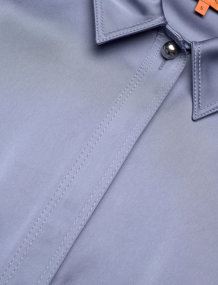 STINE GOYA - Collared Fitted Shirt, 2261 Satin - pitkähihaiset puserot - infinity blue - 4