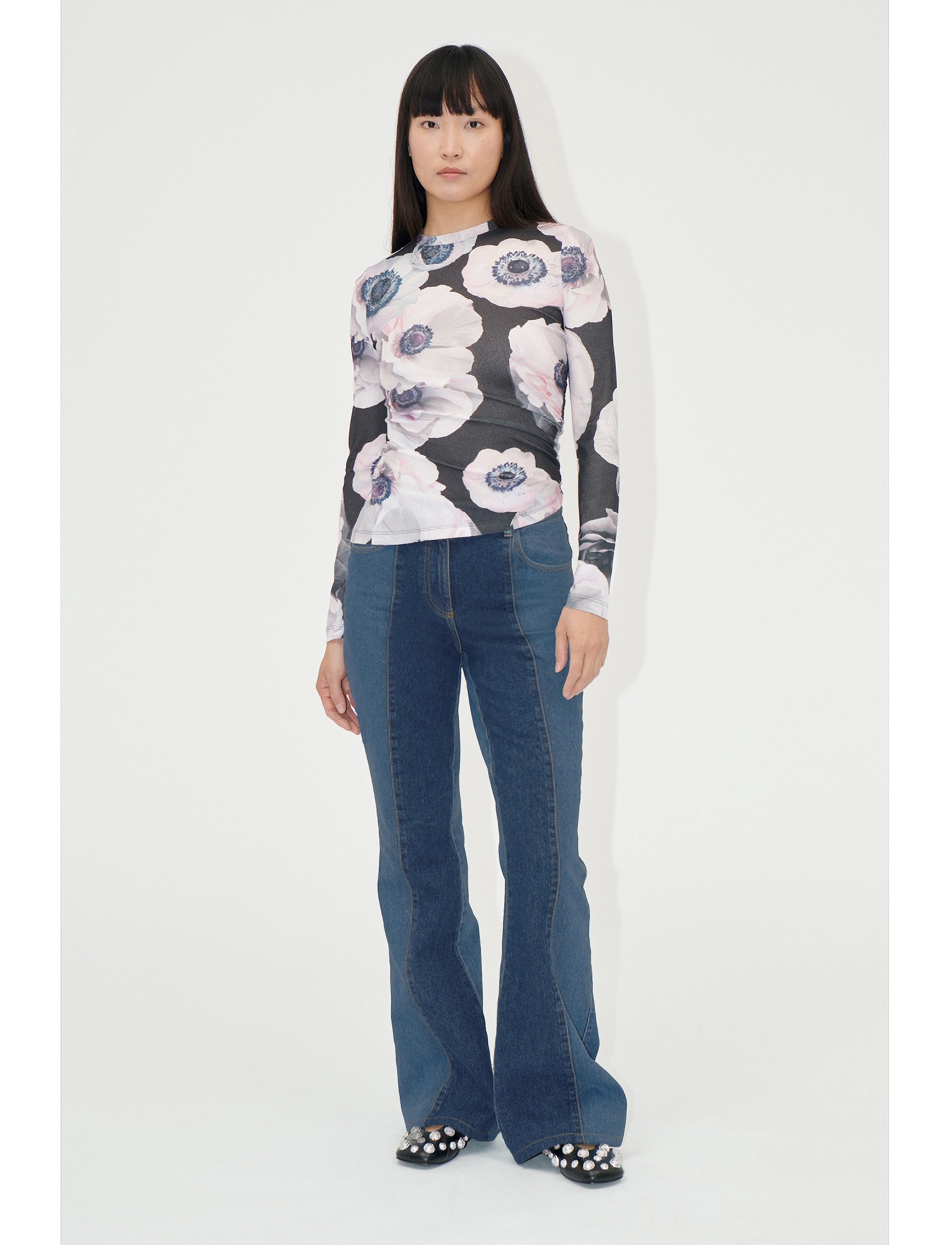 STINE GOYA Asymmetric Long Sleeve Top, 2245 Dr - T-shirts & Toppar - NOSTALGIC ANEMONE / multi