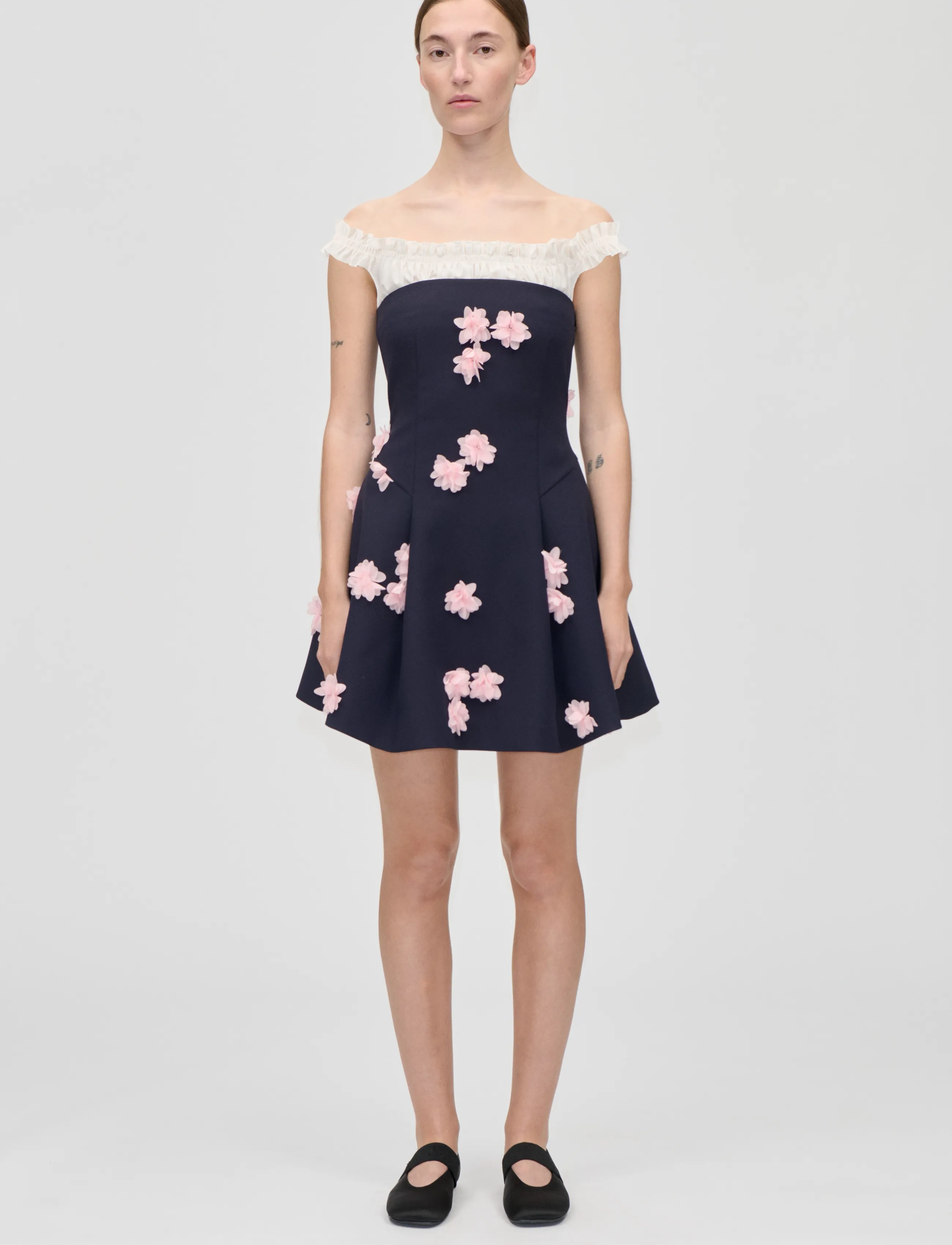 STINE GOYA Double Sided Crepe, Off Shoulders Short Dress, Kvinder, Off Shoulder Blomstret Kort Kjole, Pink, Str: M