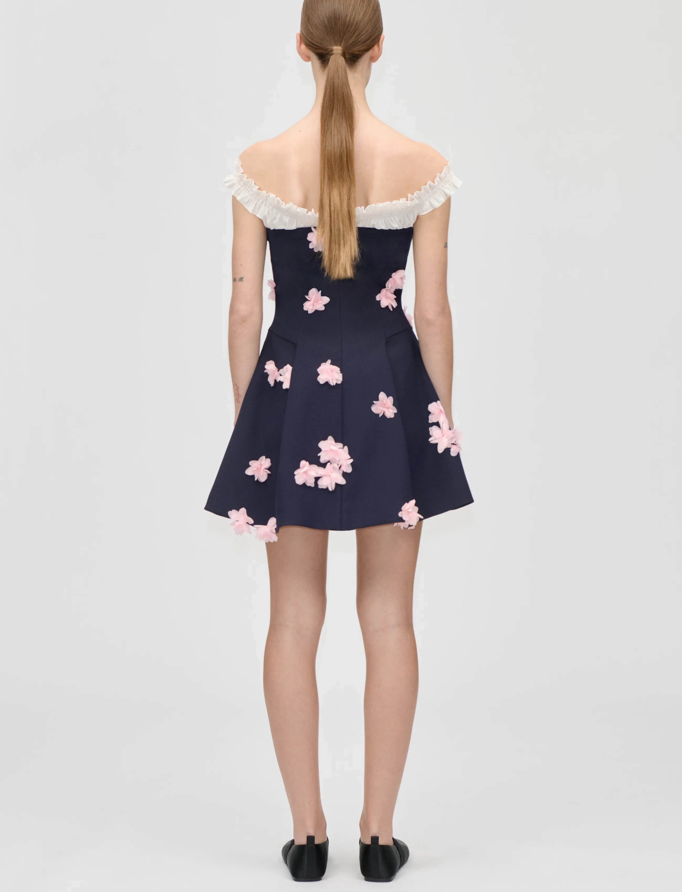 STINE GOYA - Double Sided Crepe, Off Shoulders Short Dress - sommarklänningar - pink petunia - 3