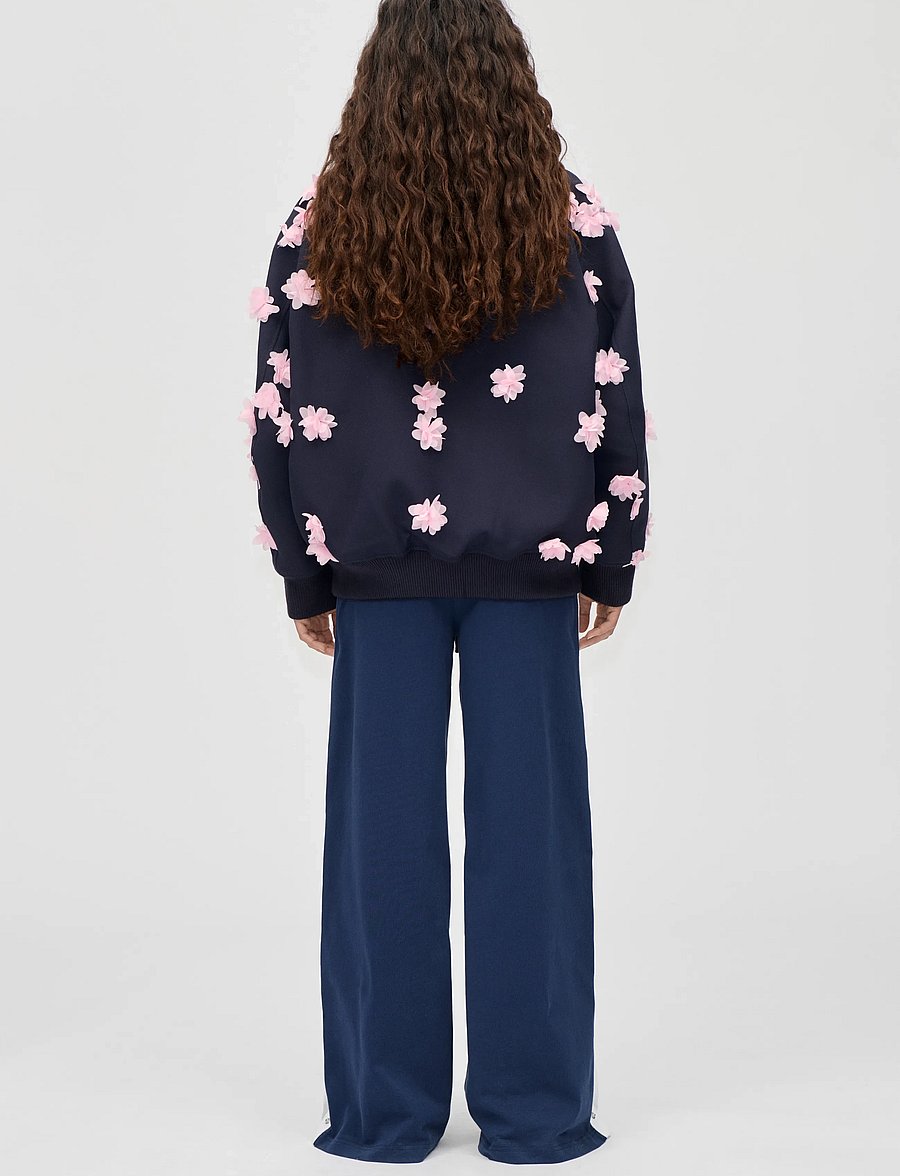STINE GOYA - Double Sided Crepe, Floral Bomber Jacket - bomber jakker - pink petunia - 3