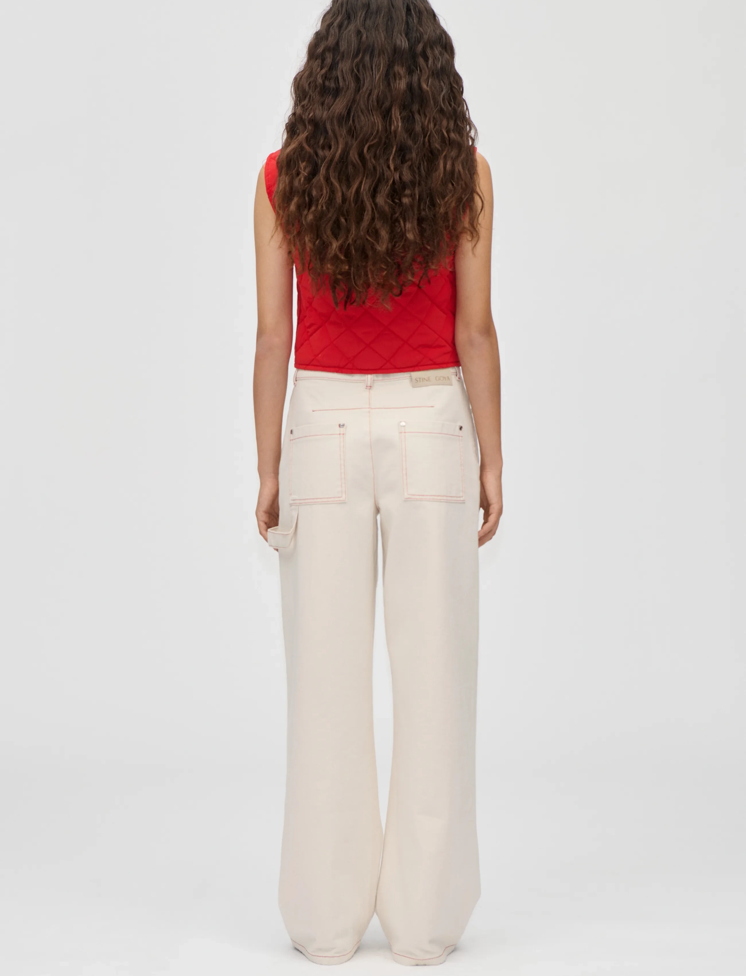 STINE GOYA - Double Rinse Denim, Twist Knee Seam Denim Pant - jeans - natural / contrast red - 3