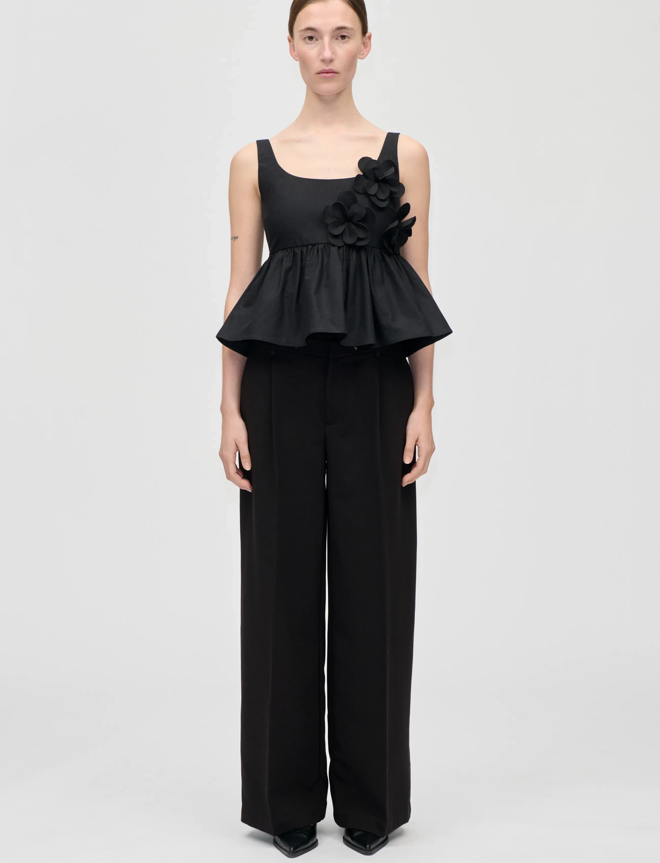STINE GOYA Floral Shirting, Floral Peplum Top, Kvinder, Blomstret Peplum Top, Sort, Str: S