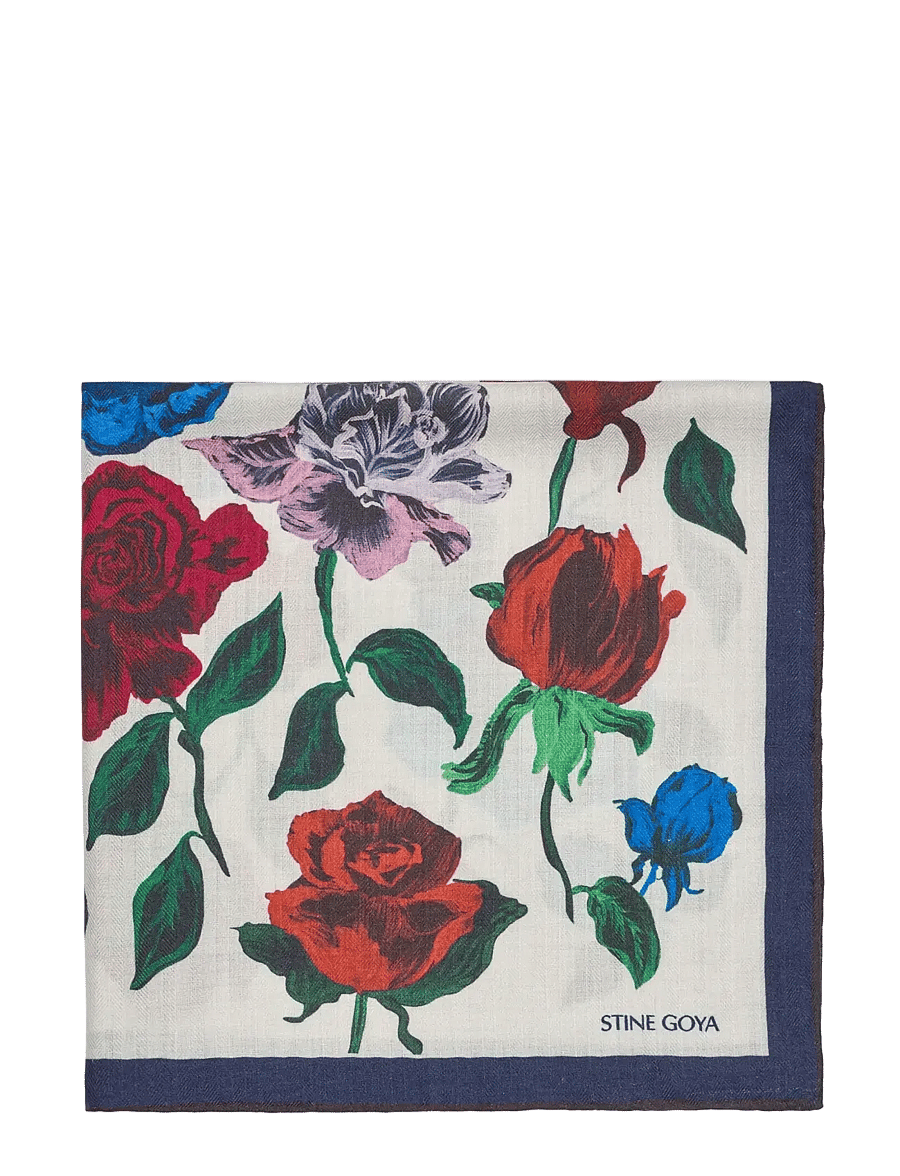 STINE GOYA - 2590 Lux Scarves, Small Scarf - sjalar - wallpaper - 1