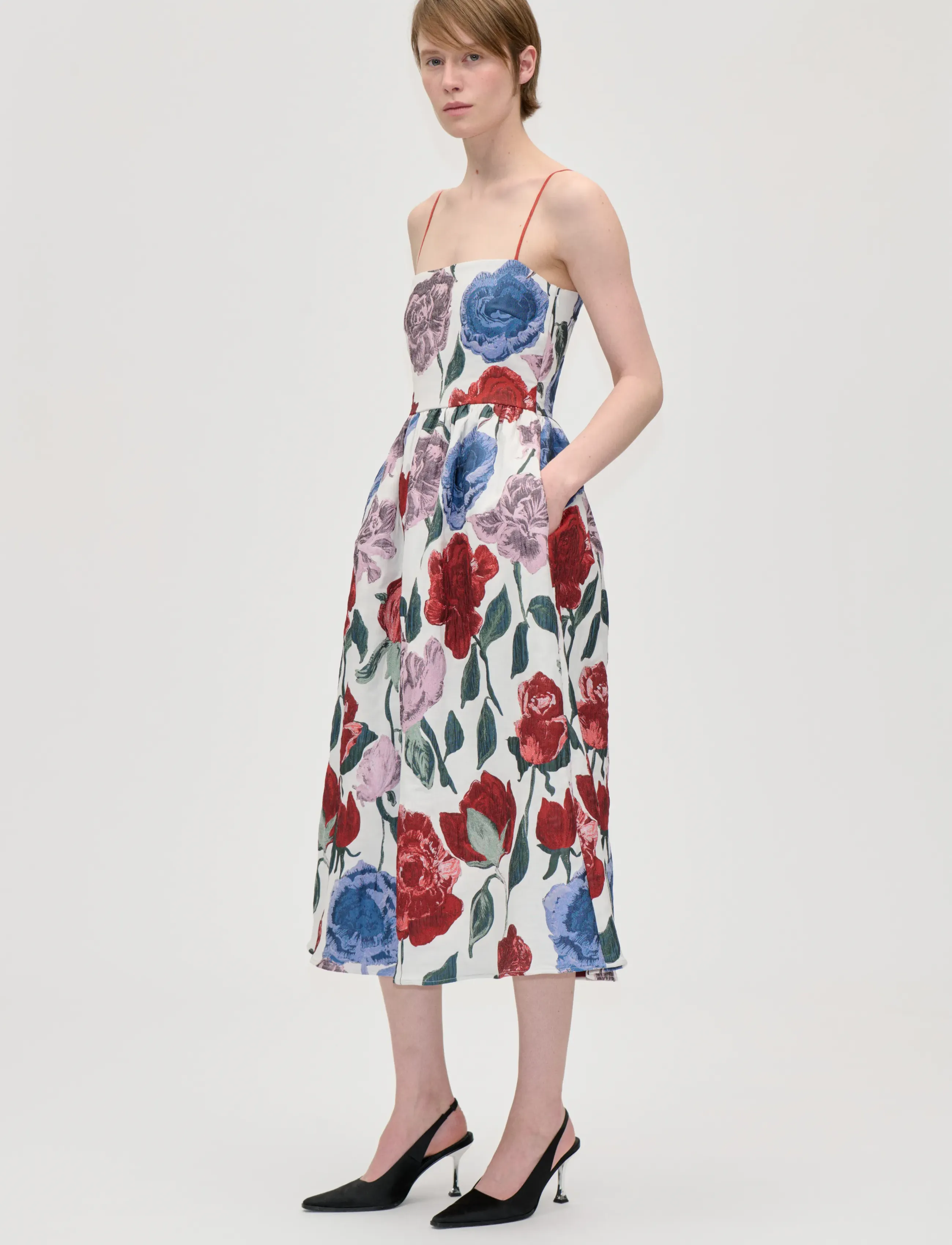 STINE GOYA 2269 Woven Jacquard, Voluminous Str - Fashion Trends - BLUSH ROSES ON INDIGO / white