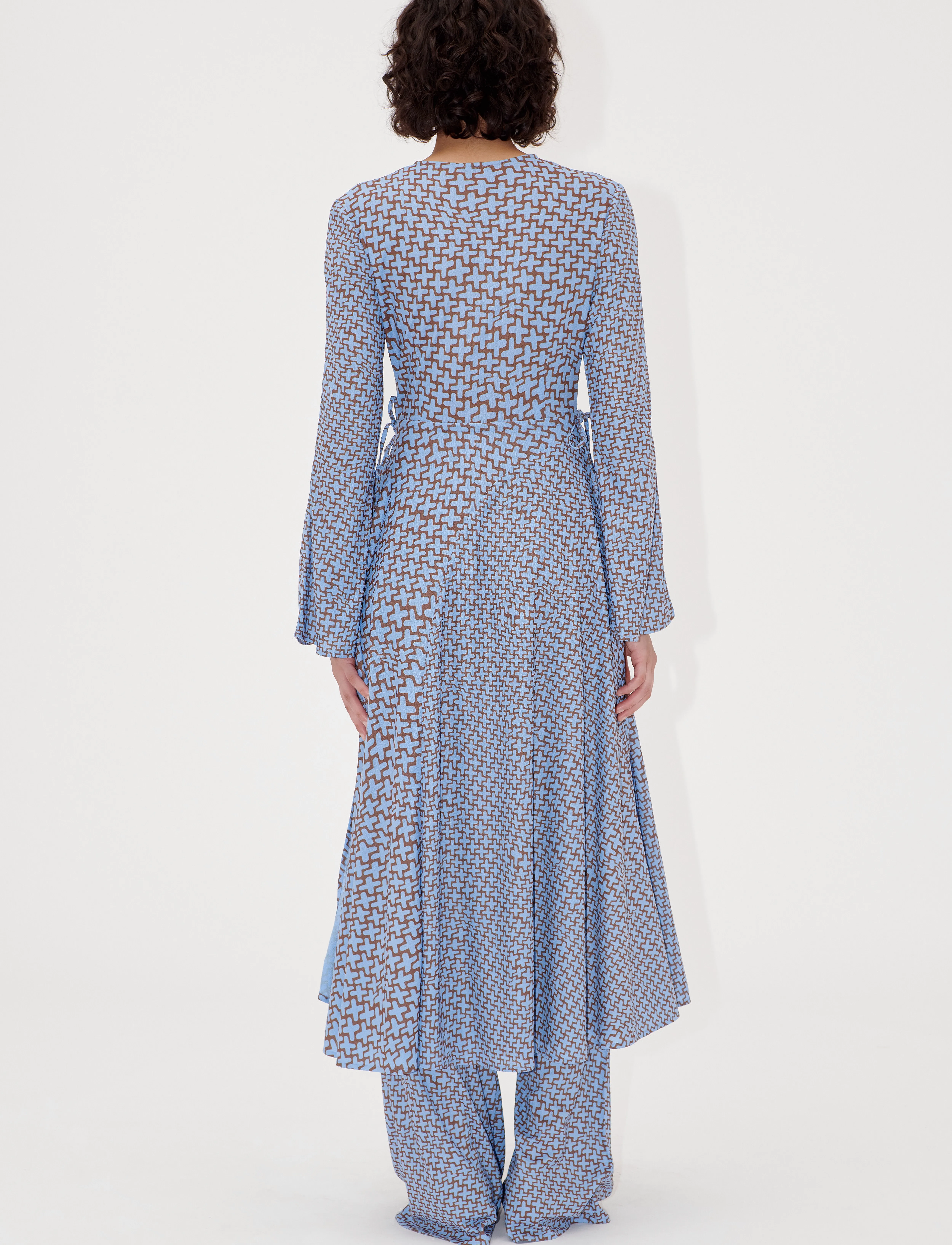 STINE GOYA - 2245 Dry Jersey, Long Sleeve Wrap T - wrap dresses - graphic weave - 3