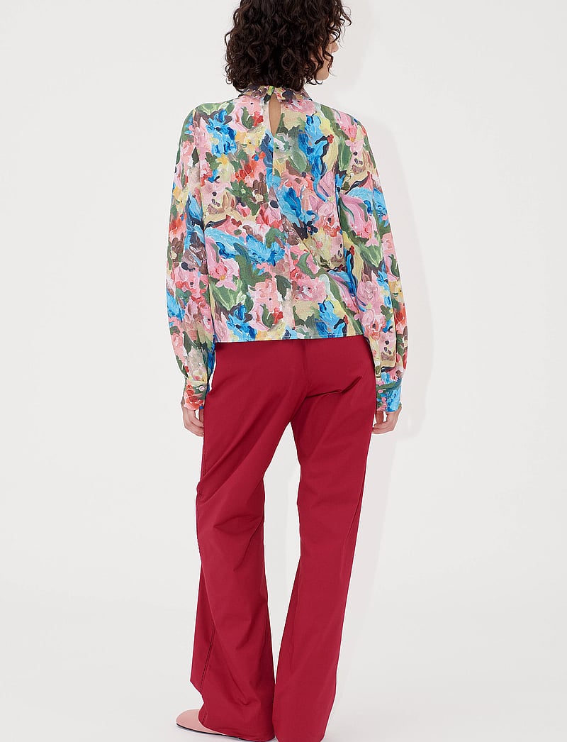 STINE GOYA - 2259 Structure Stretch, Gathered Lo - langærmede bluser - loves me, loves me not - 4