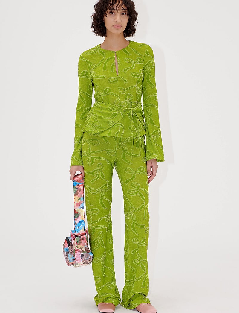 STINE GOYA - 2246 Lurex Jersey, Long Sleeve Tie - långärmade blusar - ribbons - 2