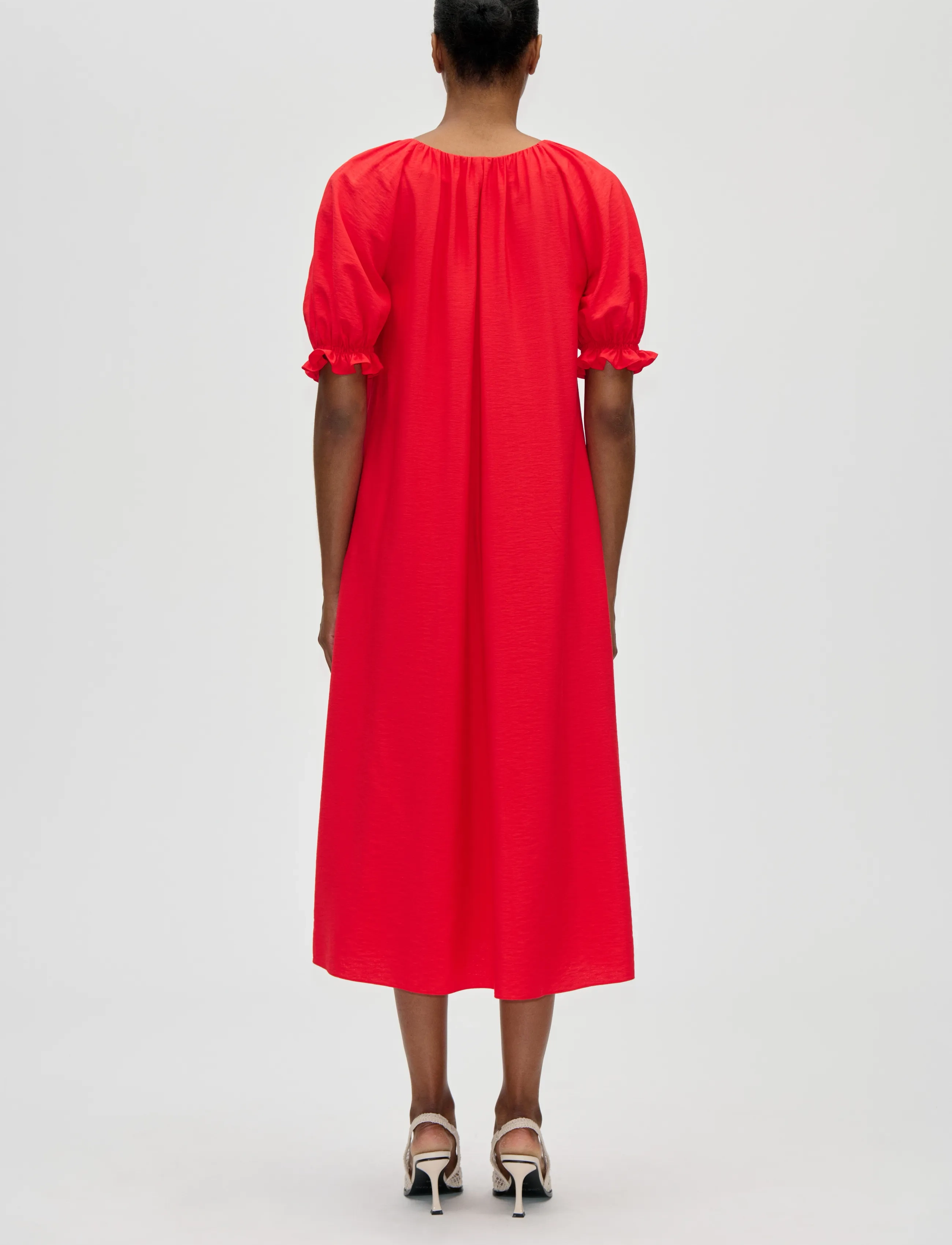 STINE GOYA - Solid Viscose, Puff Sleeve Detail Long Dress - maksikleidid - fiery red - 3