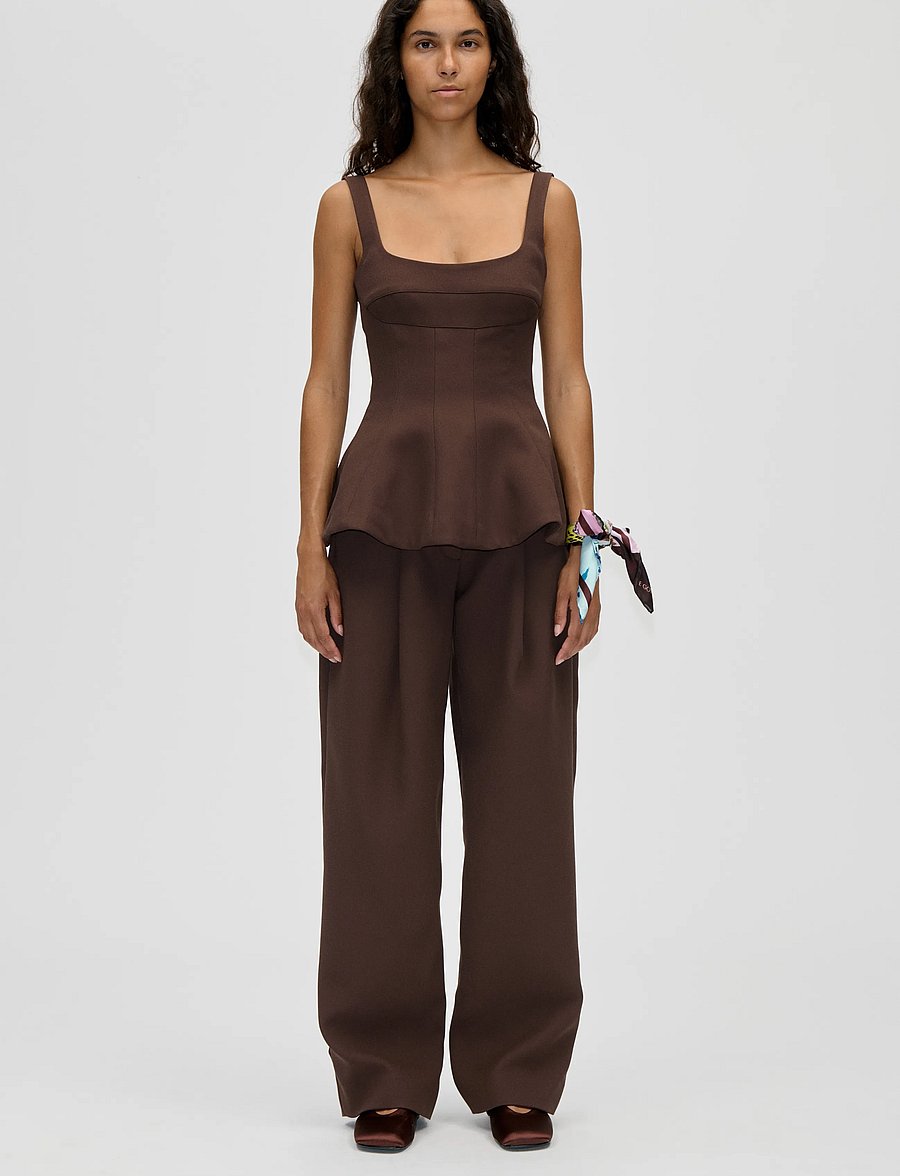 STINE GOYA - Double Sided Crepe, Elevated Pleat Pants - spodnie szerokie - cocoa - 0