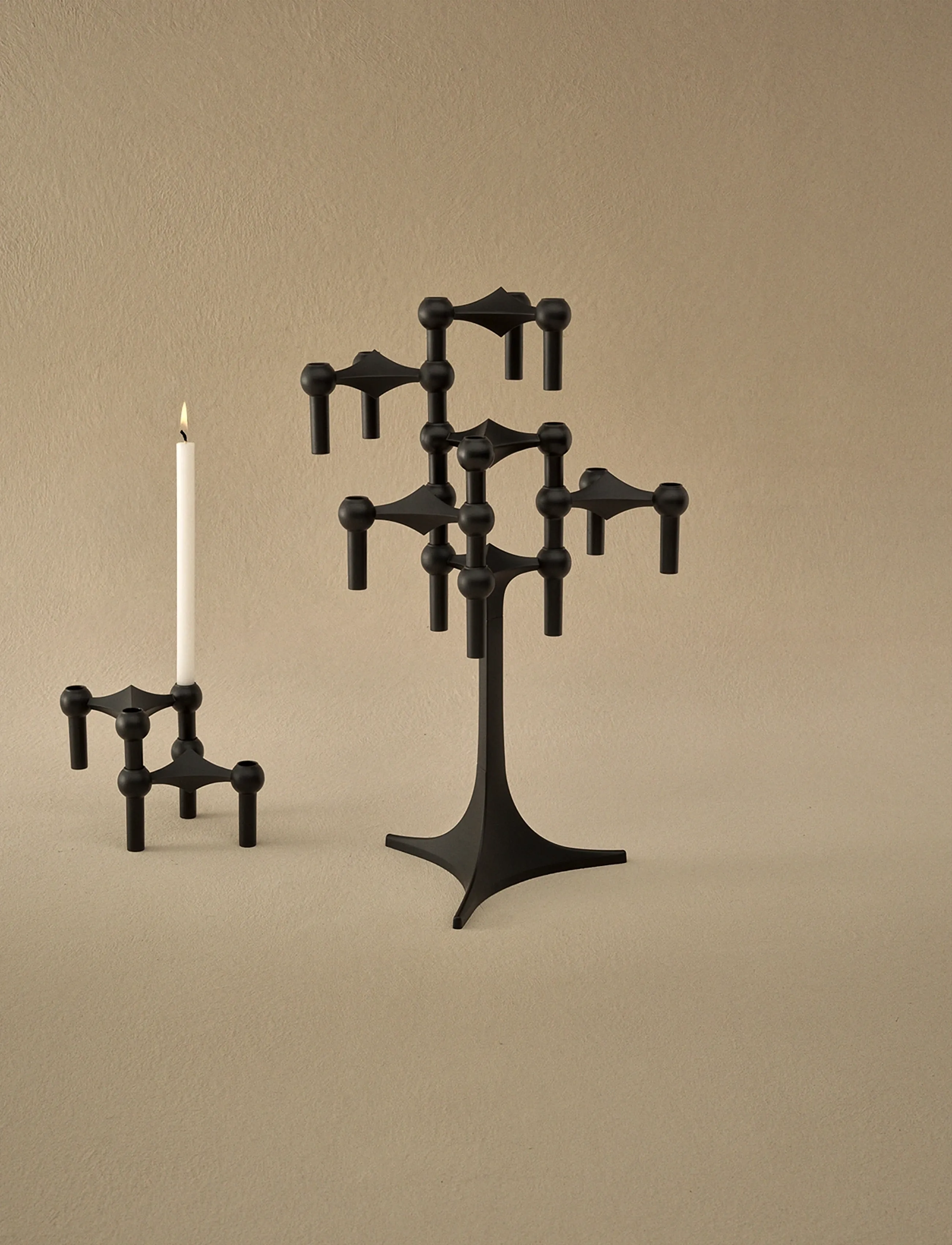 STOFF Nagel Stand, H23 cm, Candlesticks & Lanterns, Schwarz - Candlesticks, Homeware