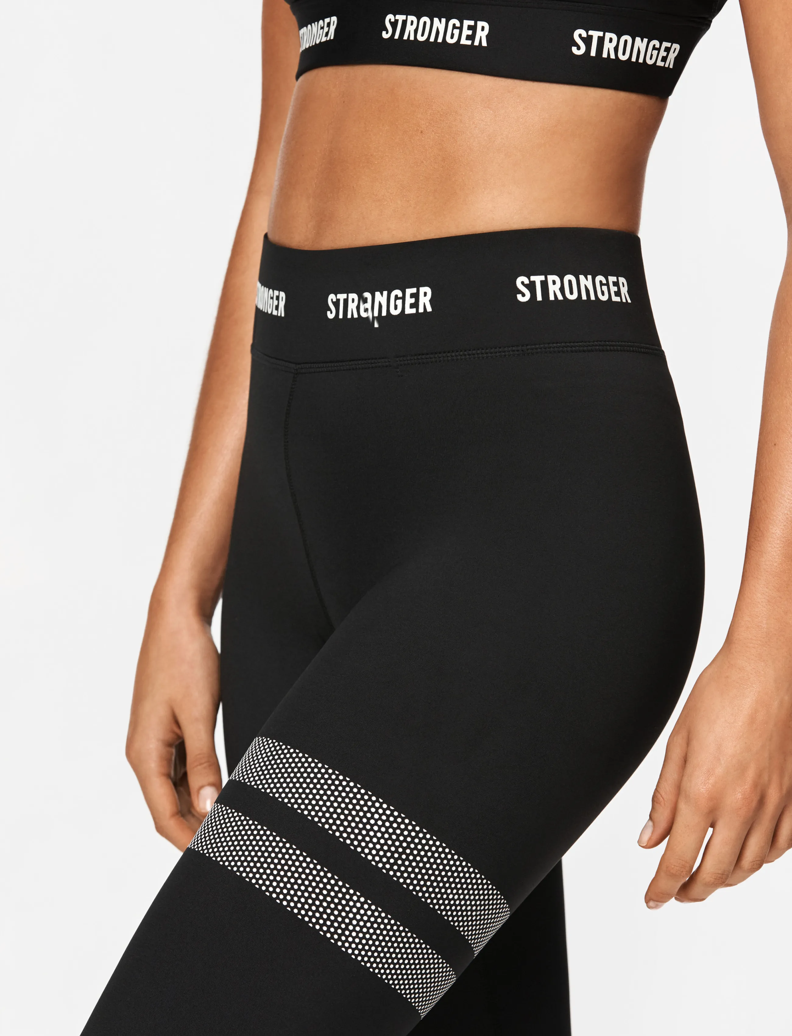 STRONGER - Hero Leggings - black - 3