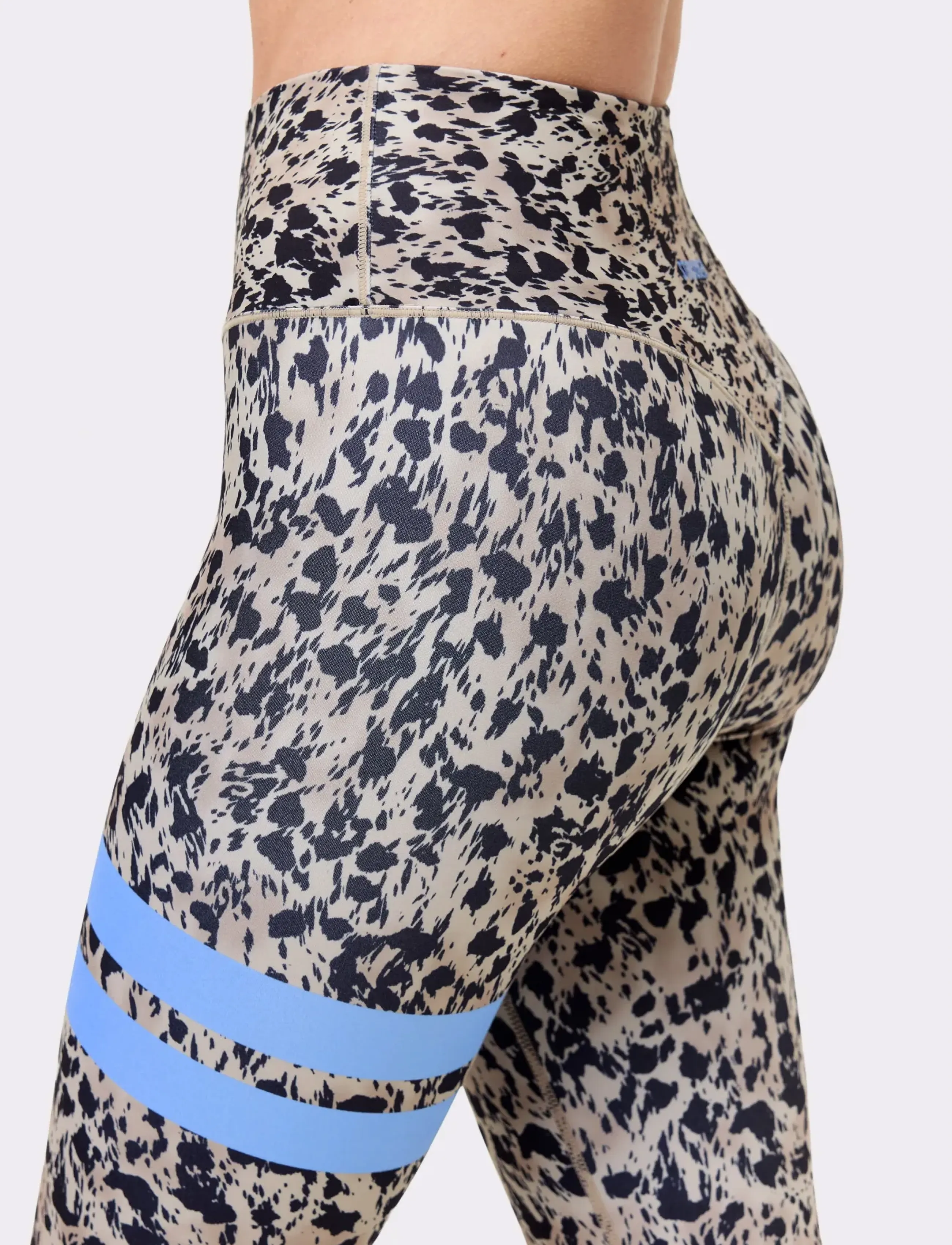 STRONGER - The Printed One Leggings - trainingstights - sand leo - 5