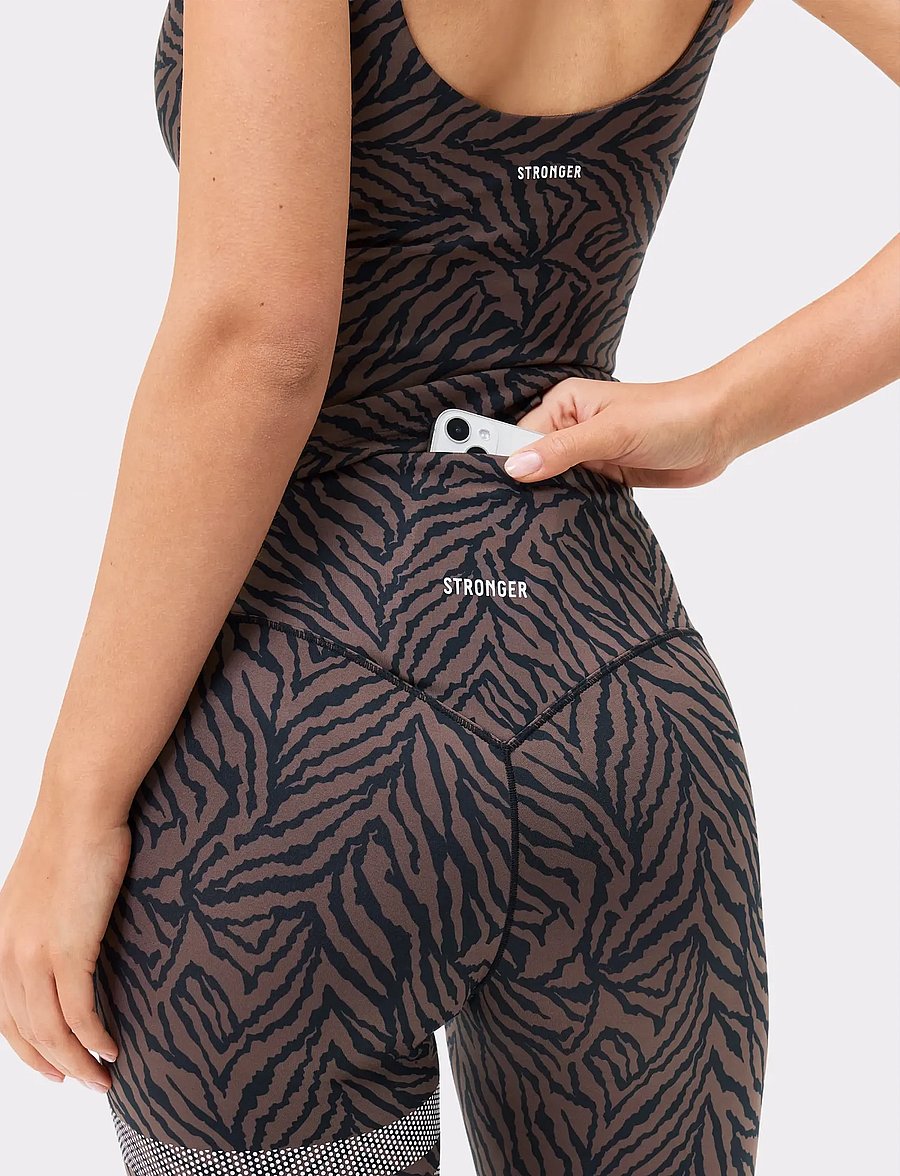 STRONGER - The Printed One Leggings - volle länge - sand zebra - 2