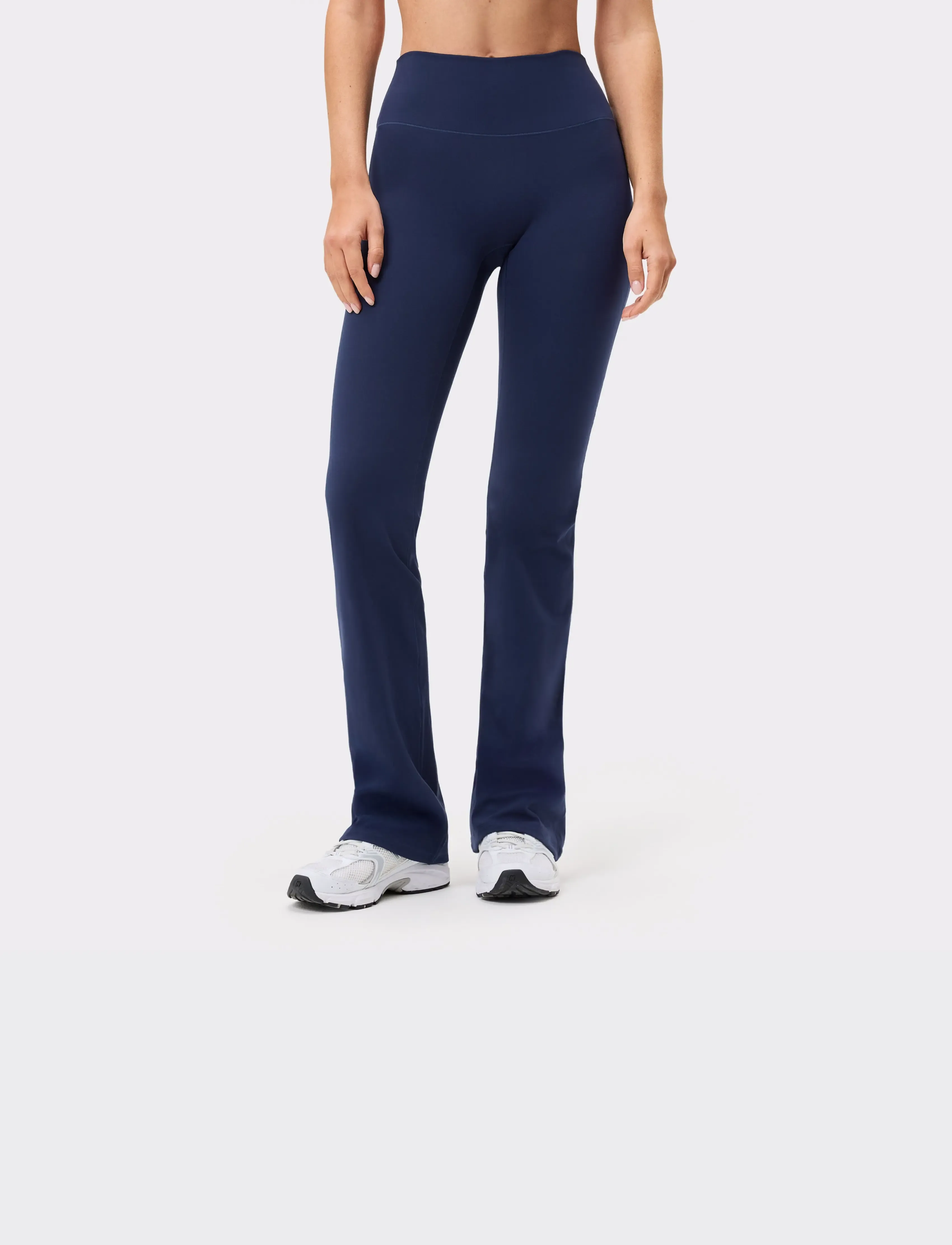 STRONGER Soft Flared Leggings, Kvinder, Højtaljede Flared Leggings, Navy, Str: XL