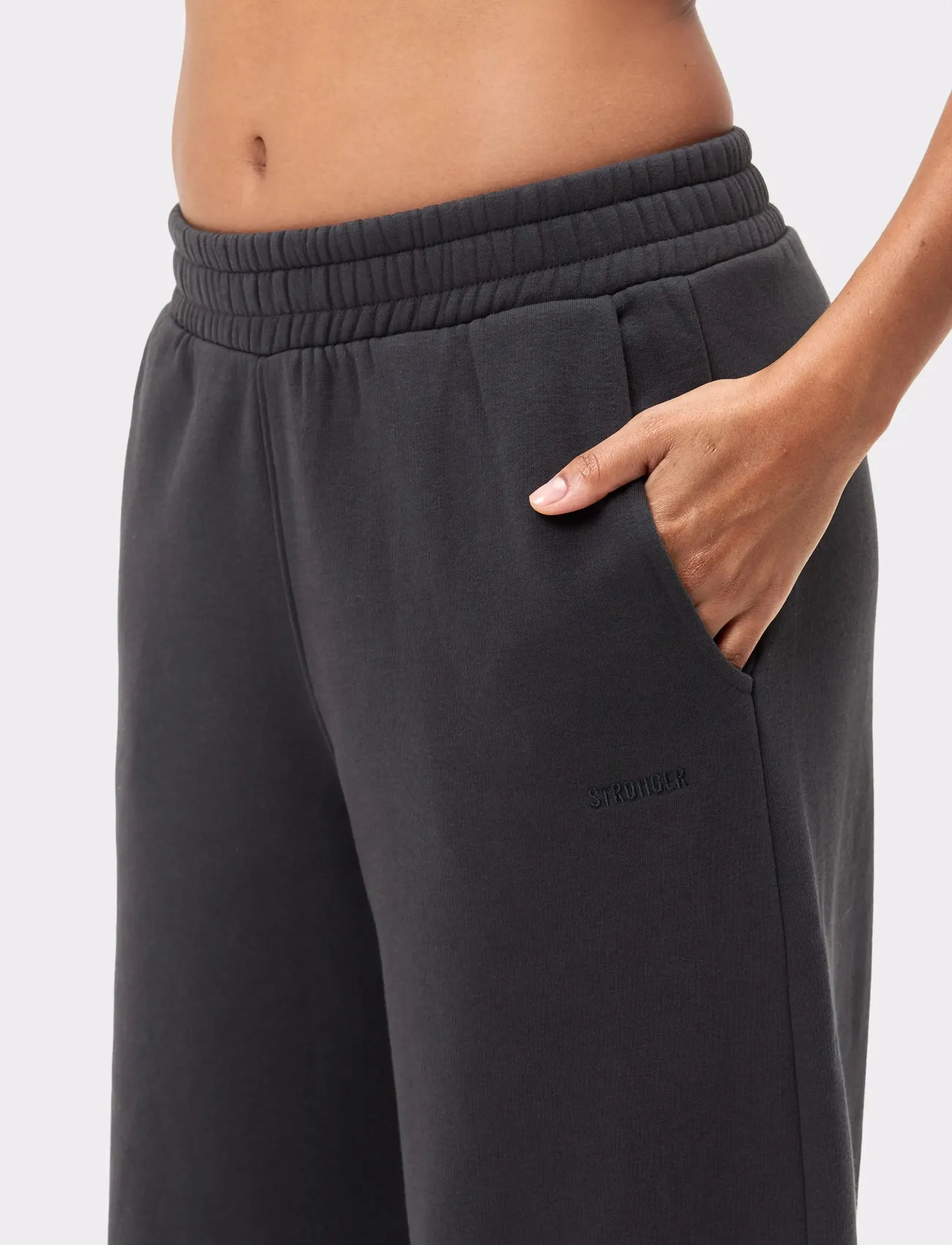 STRONGER - Relaxed Sweatpants - training pants - graphite grey - 3