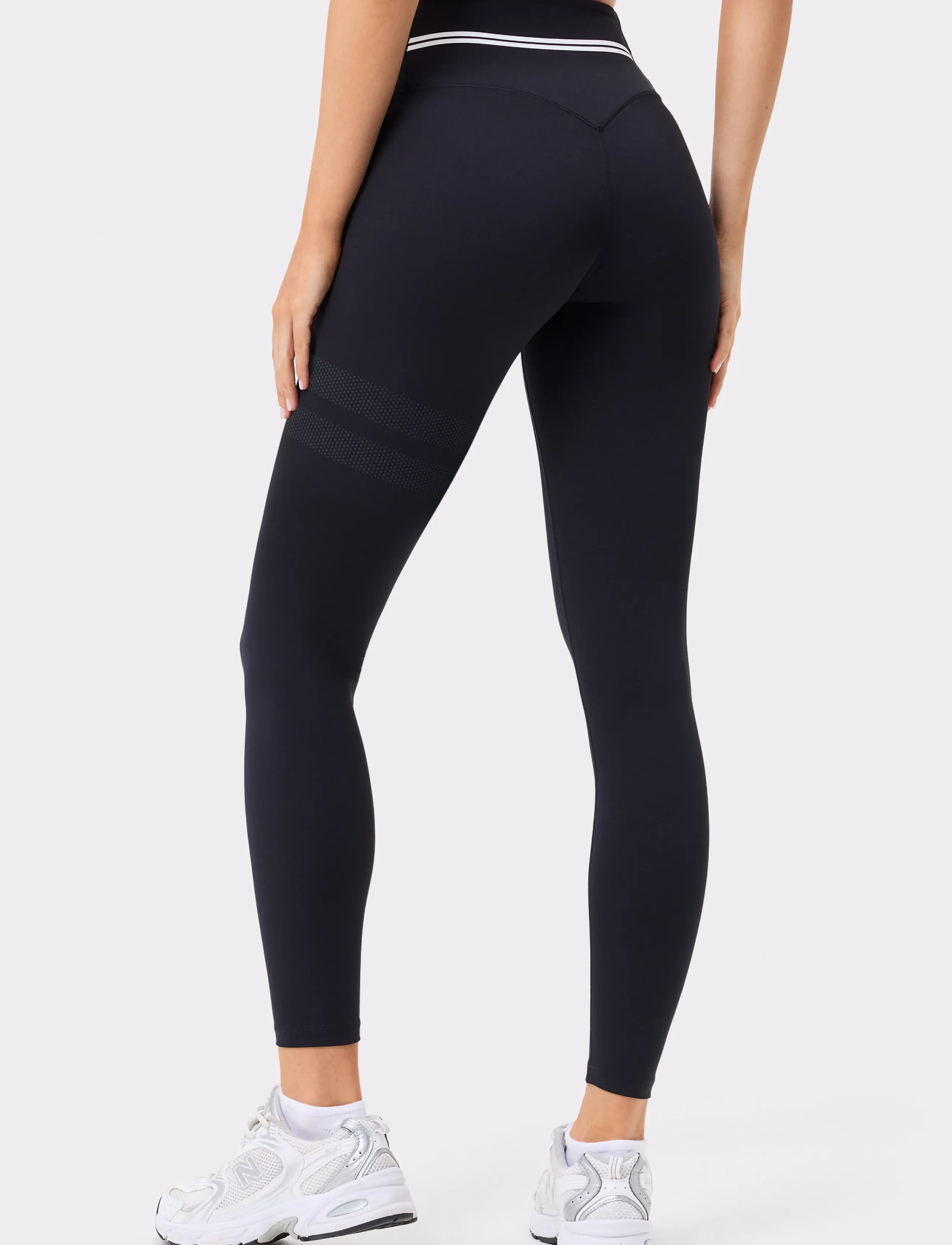 STRONGER Signature Logo Leggings - STRONGER - BLACK / black