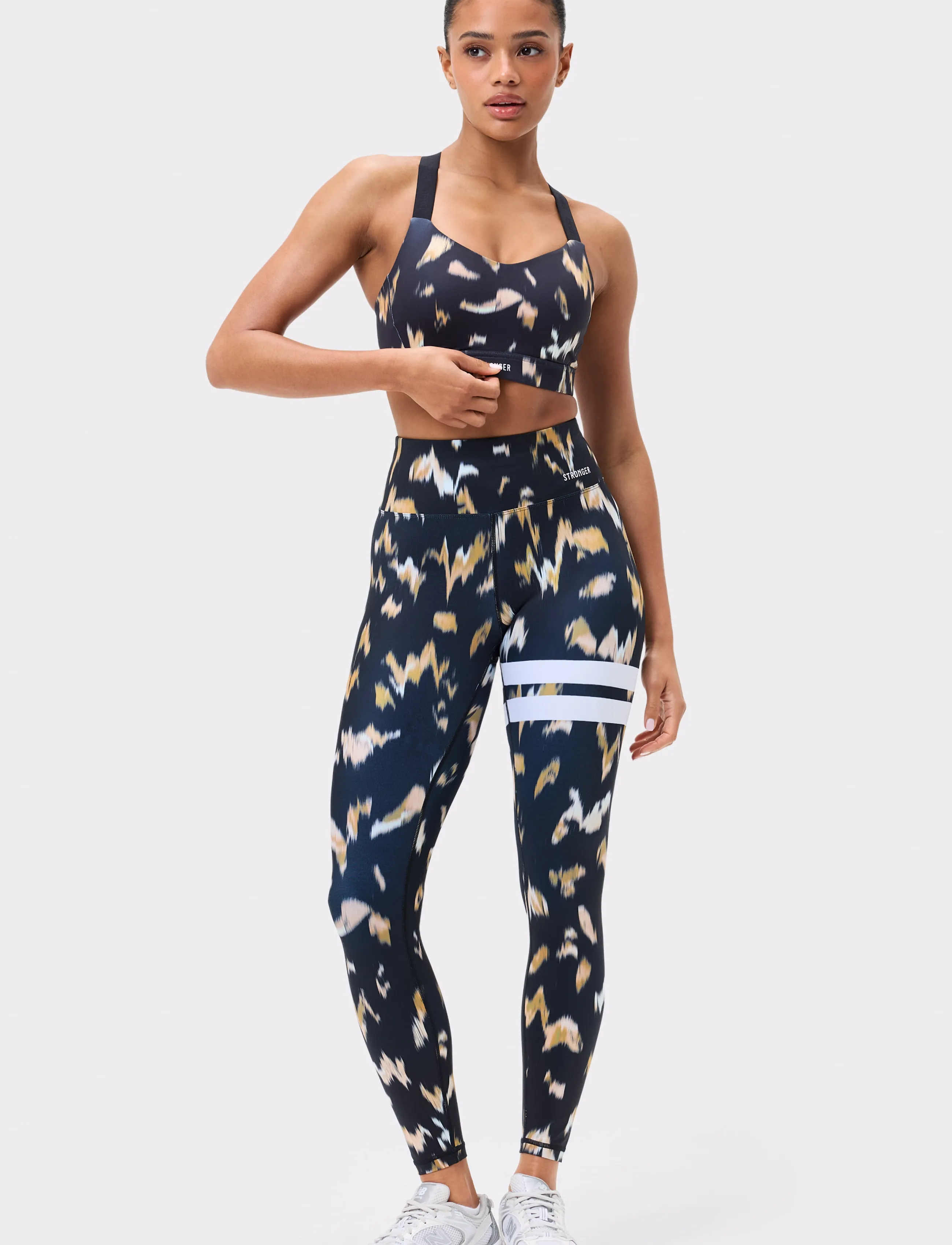 STRONGER Explore Printed Leggings - STRONGER - SAVANNAH PRINT / black